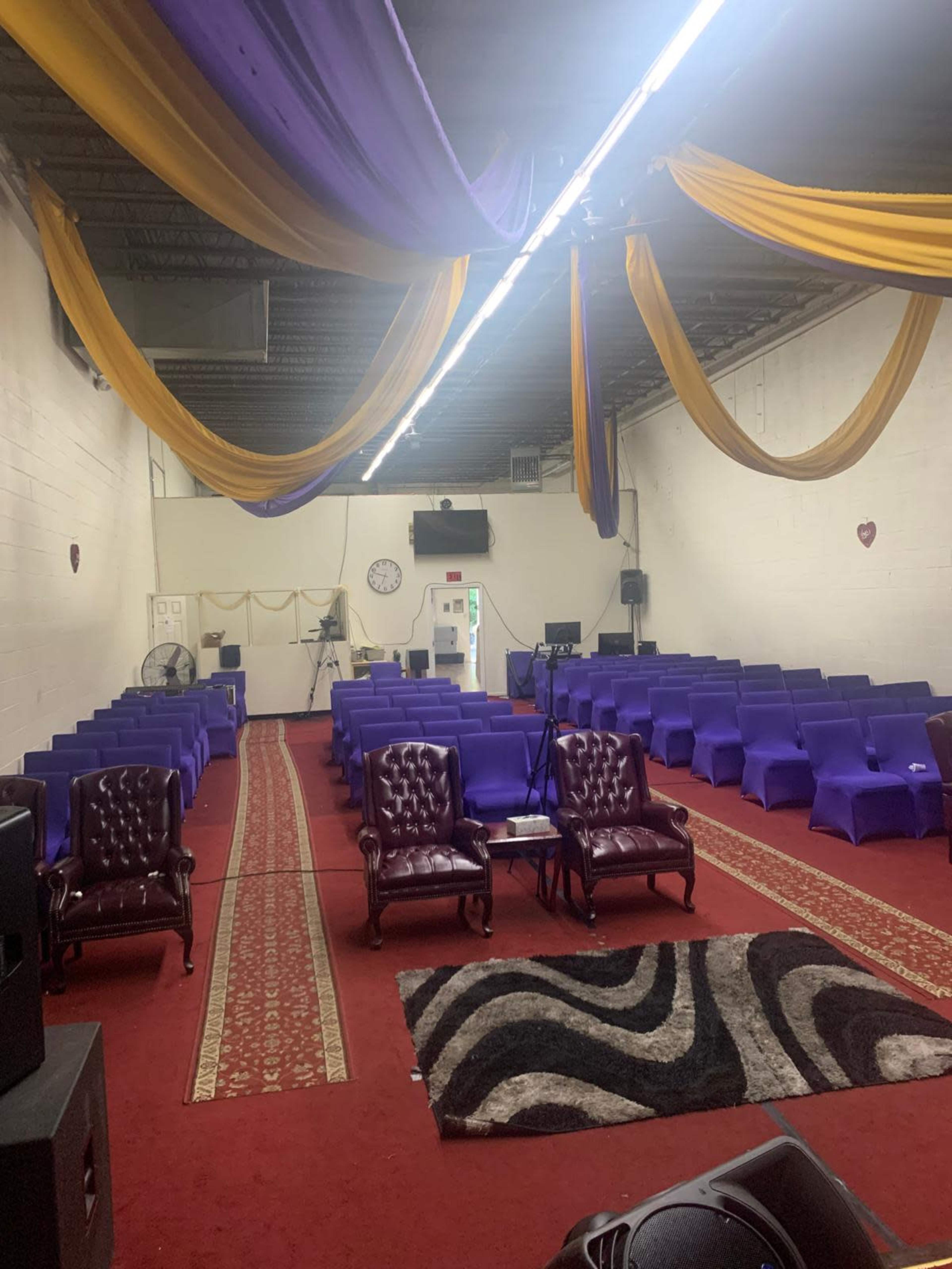 Versatile DC Area Industrial Space with Stage and Event Prep Zones Image in , Hyattsville, MD
