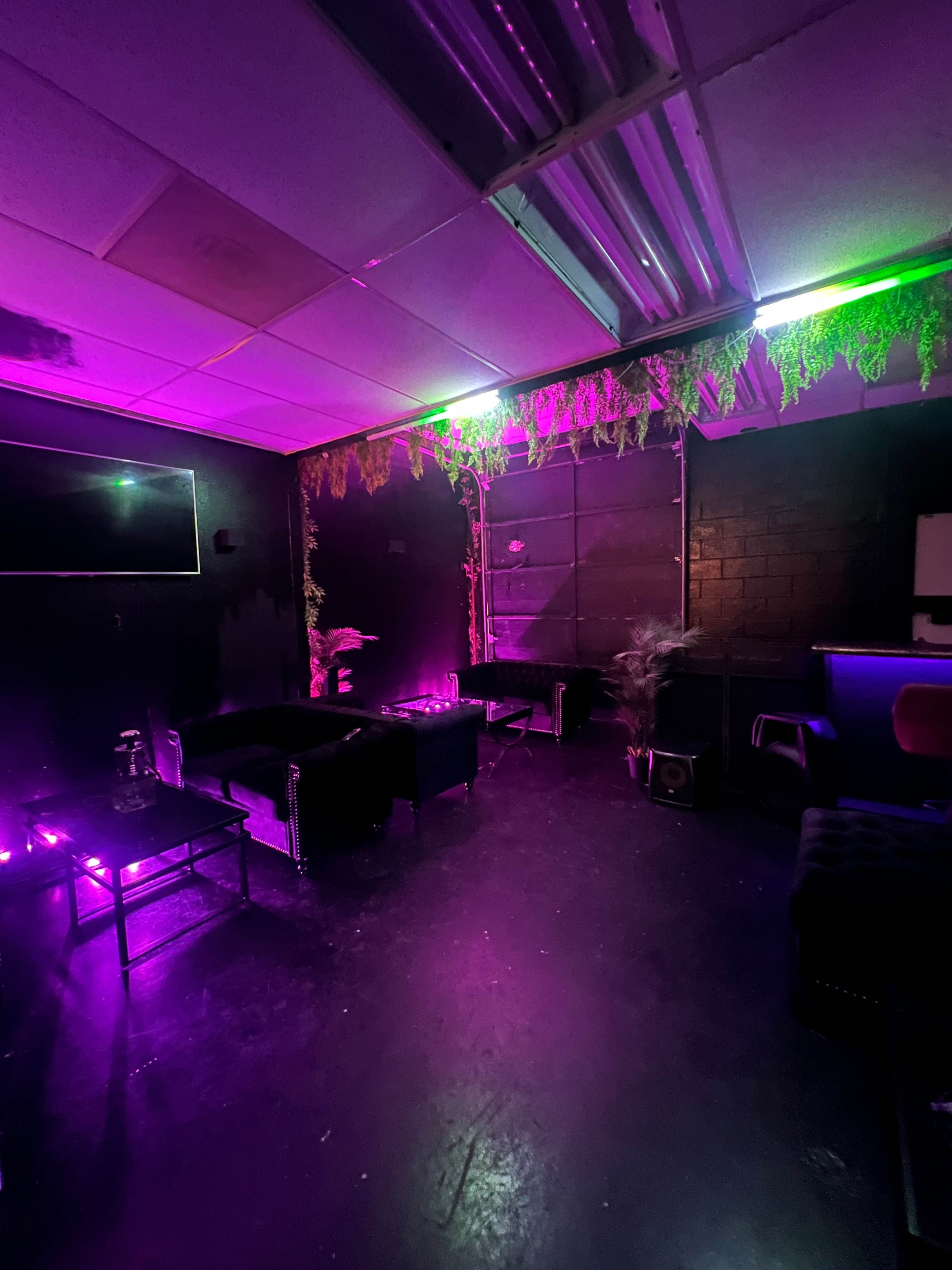 Chill Private Lounge with bar and hookah Image in Northchase Park, Houston, TX