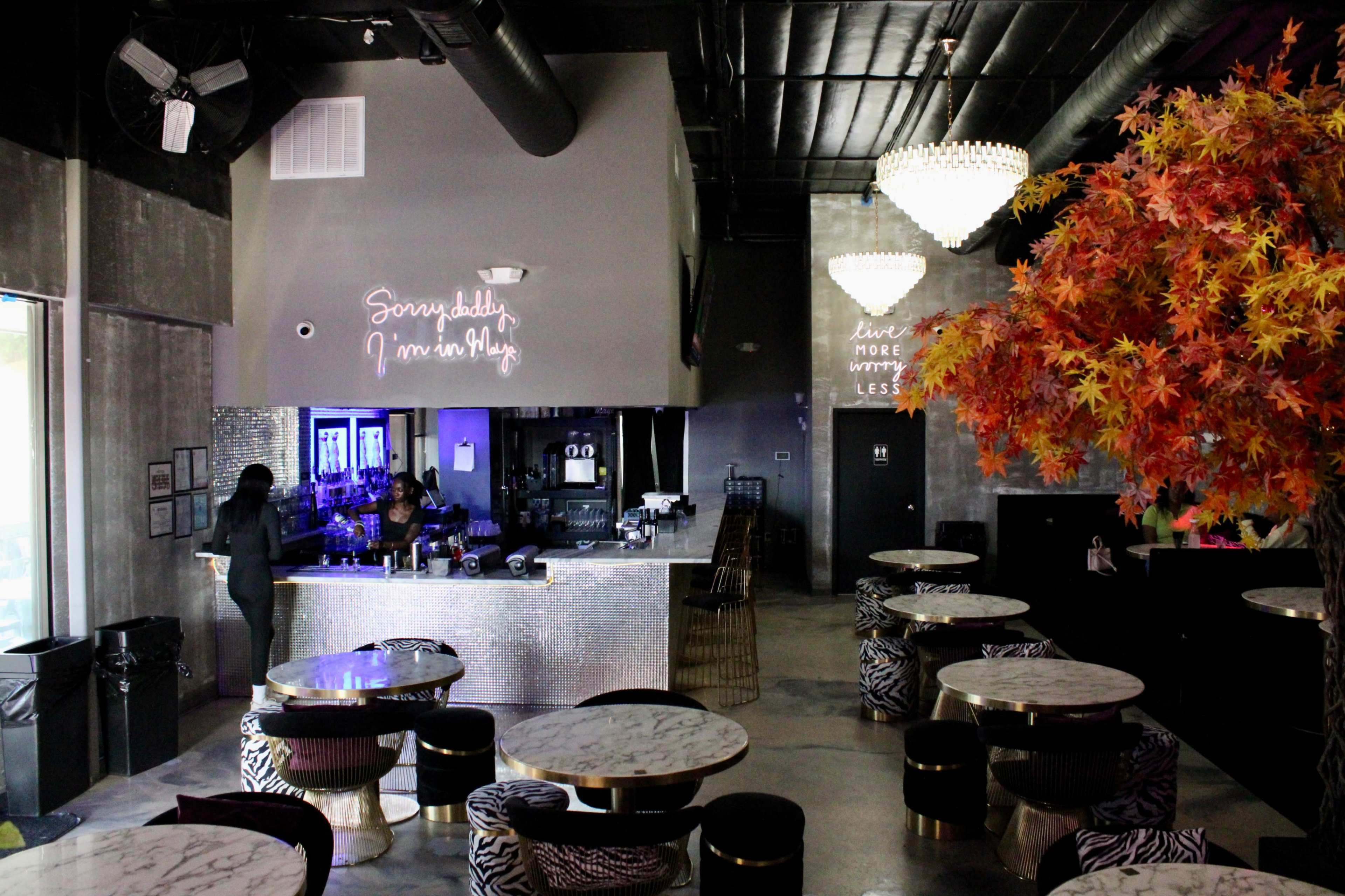 Westheimer Lounge Space Image in Eldridge / West Oaks, Houston, TX