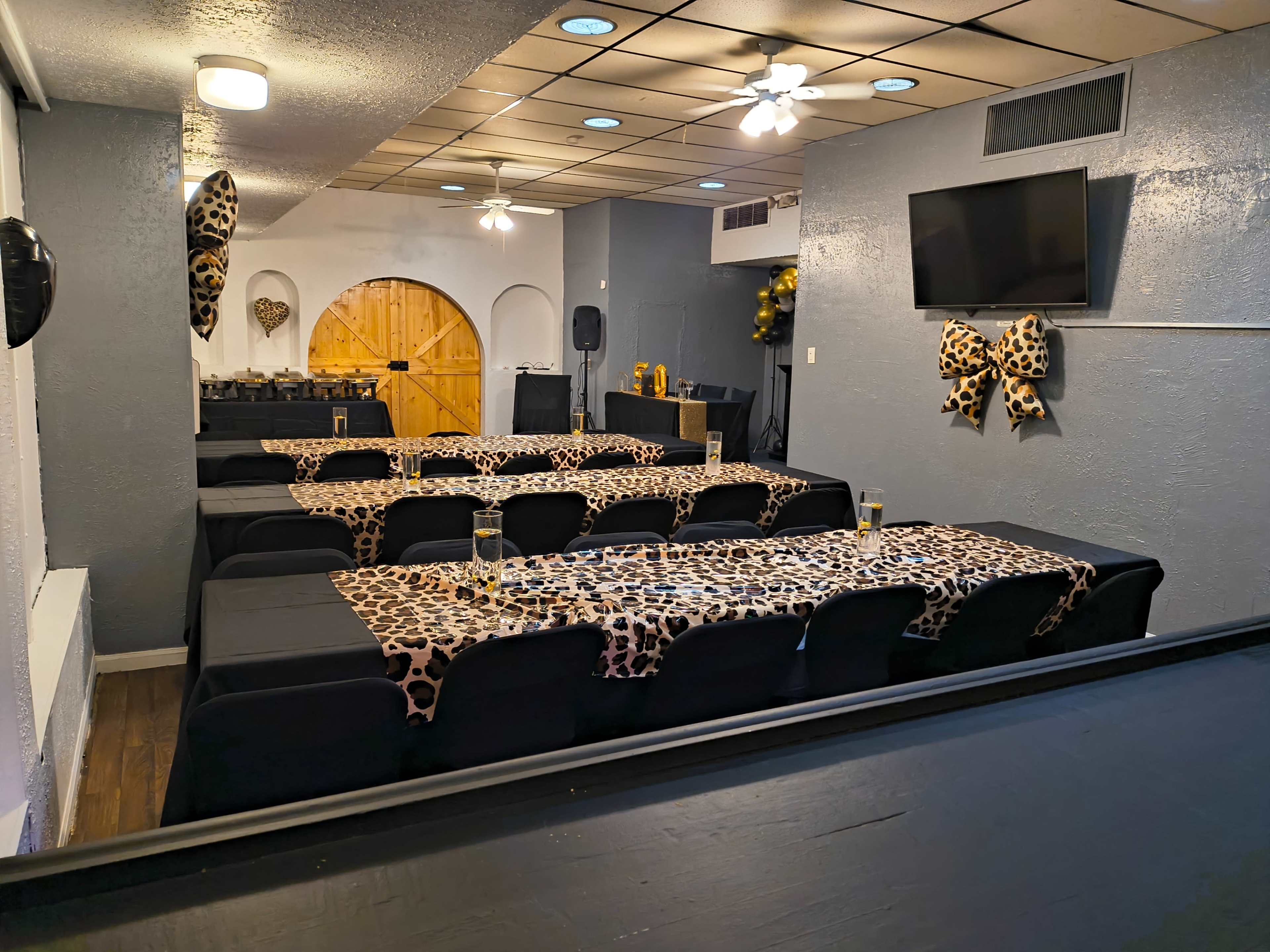 Private Party Room Image in North Township, HAMMOND, IN