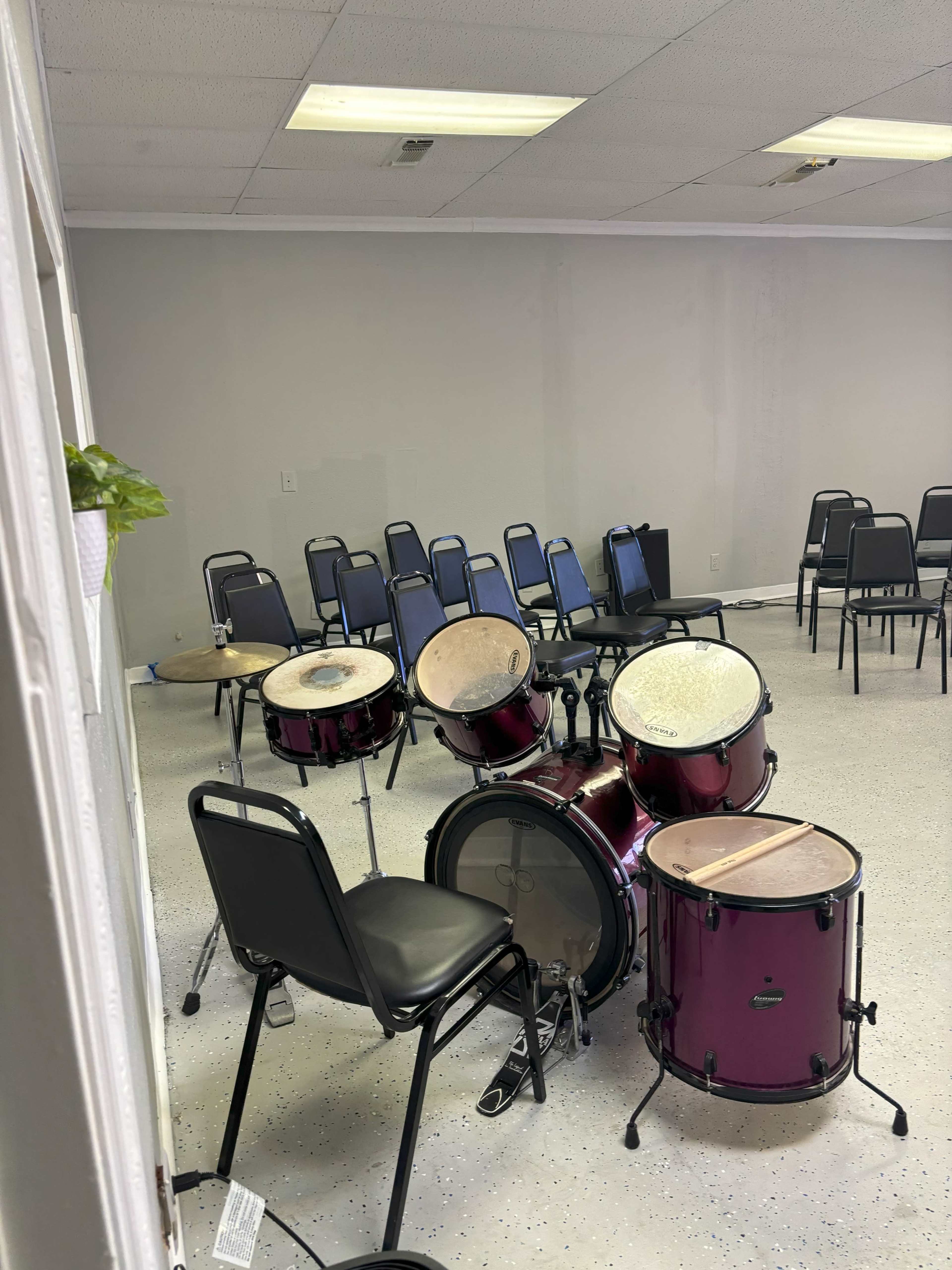 Flexible Space available for all event types including meetings or daily office use Image in Handley, Fort Worth, TX