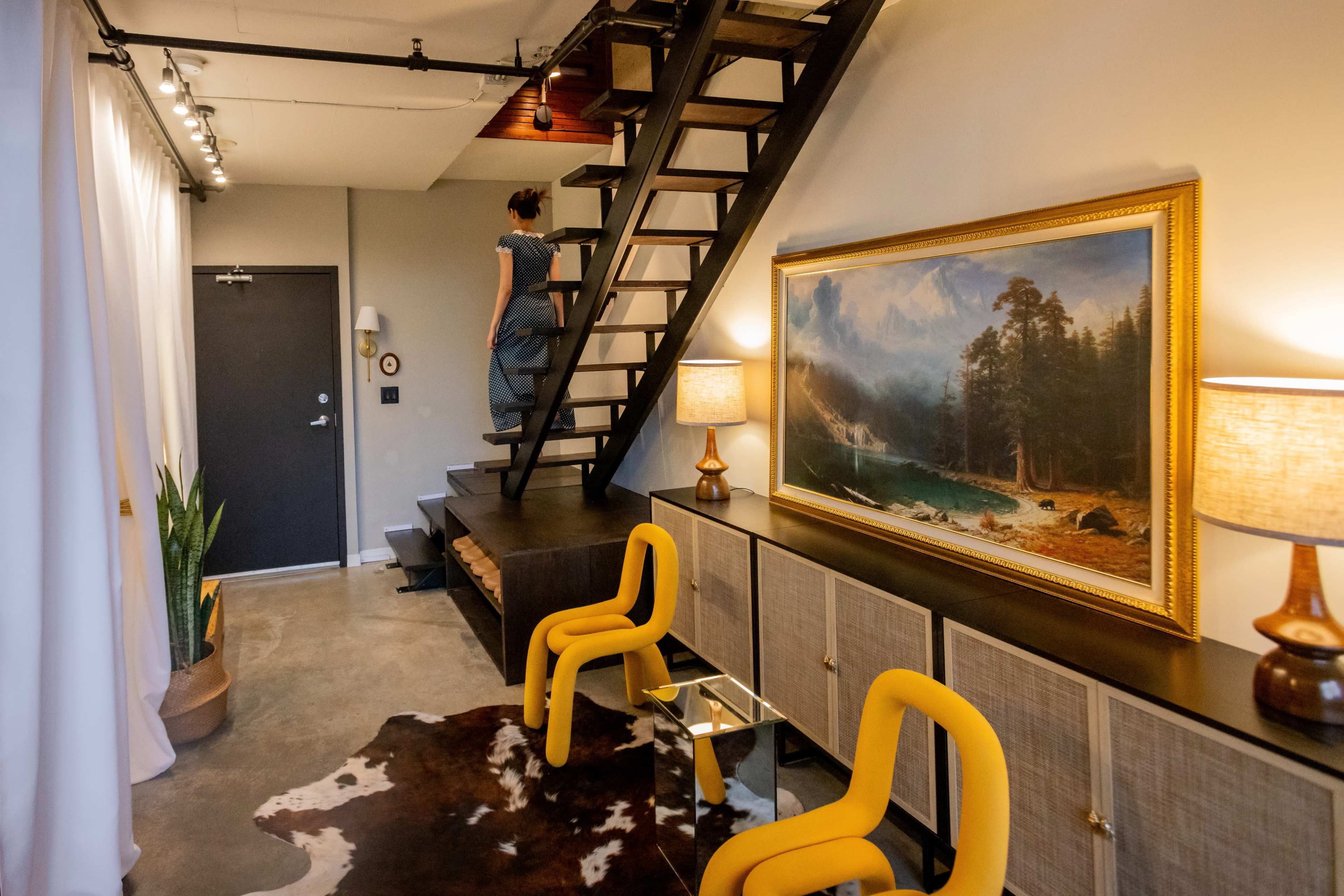 The Railyard Loft: Your Creative Sanctuary for Meetings and Collaborations Image in Central Vancouver, Vancouver, BC