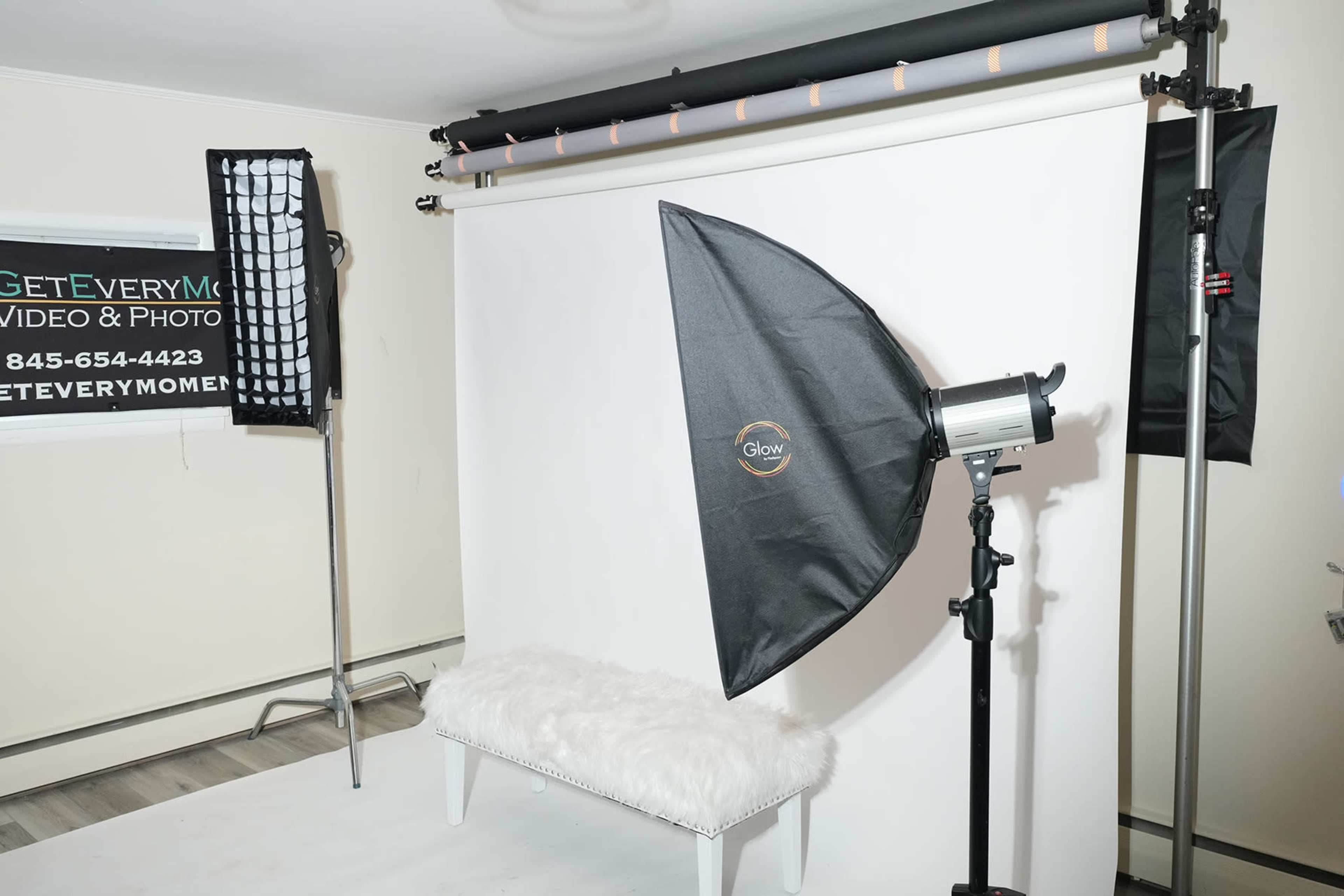 Intimate & Cozy Photography Studio in Poughkeepsie – Perfect for Portraits Branding & Content Creation Image in Poughkeepsie, Poughkeepsie, NY