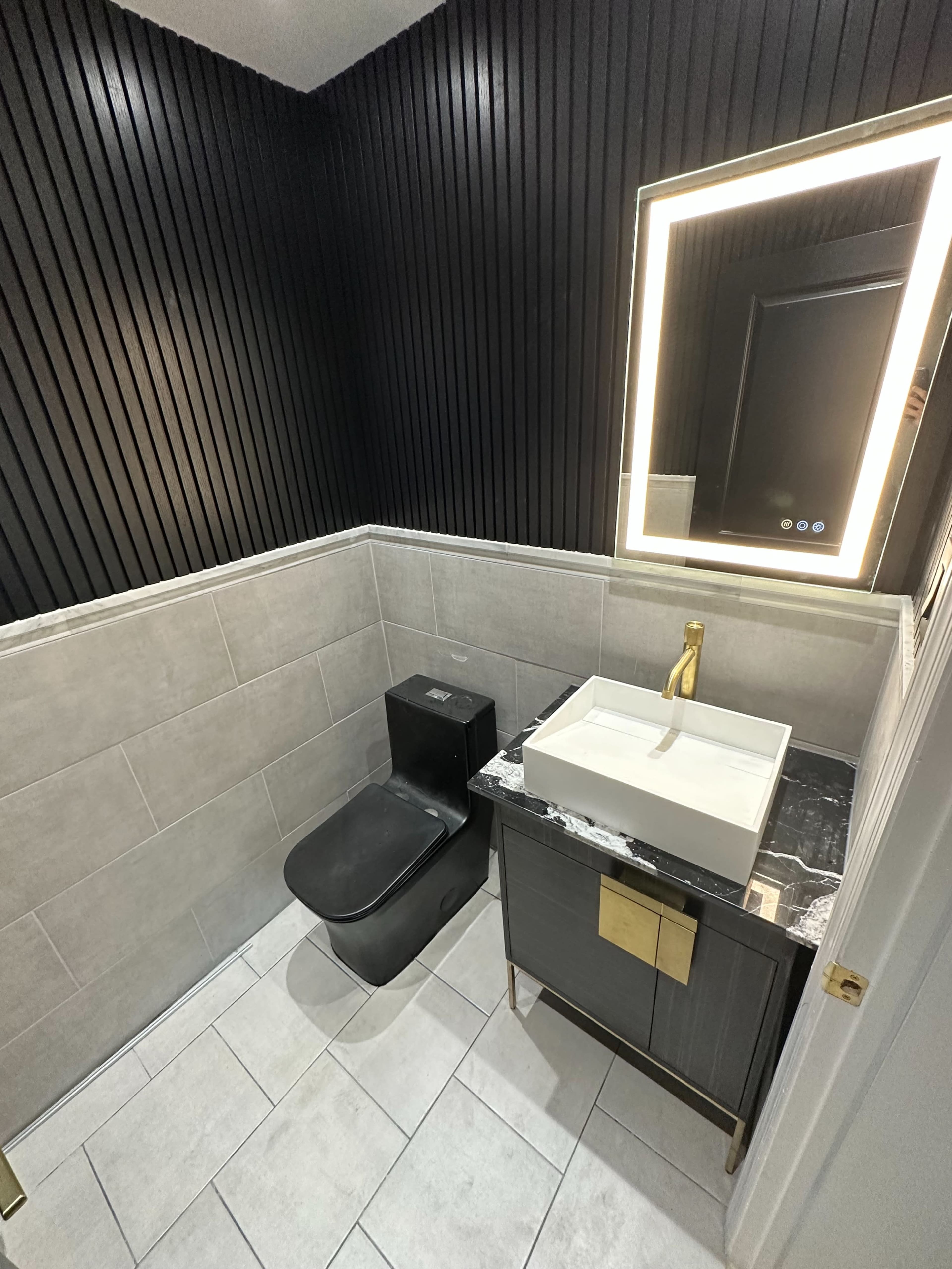 Modern Conference Zoom Meeting Room with Sitting Area Image in North Hempstead, New Hyde Park, NY