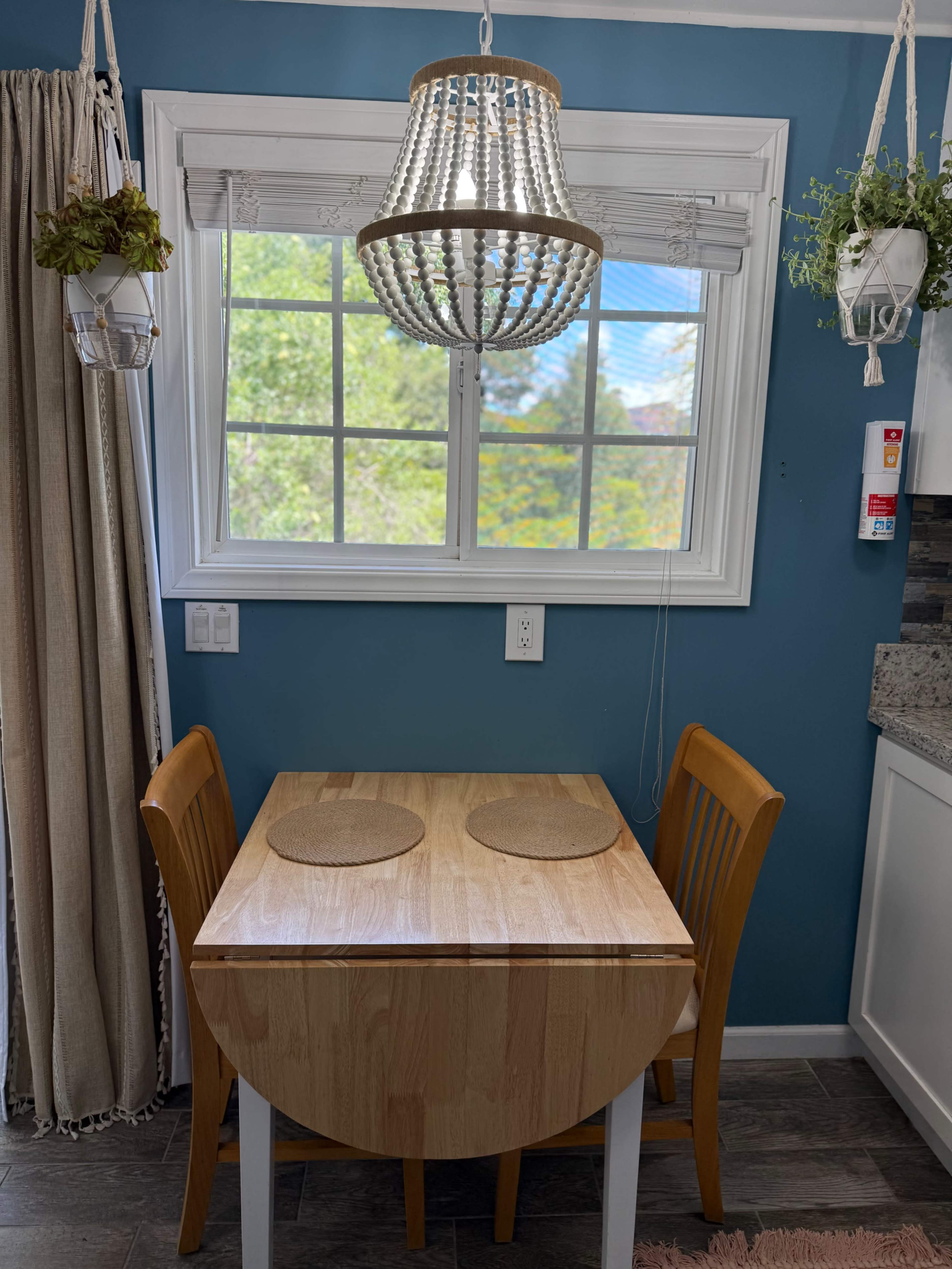 Farmhouse Themed Guesthouse w Outdoor Clawfoot Tub Image in Fernwood, Topanga, CA