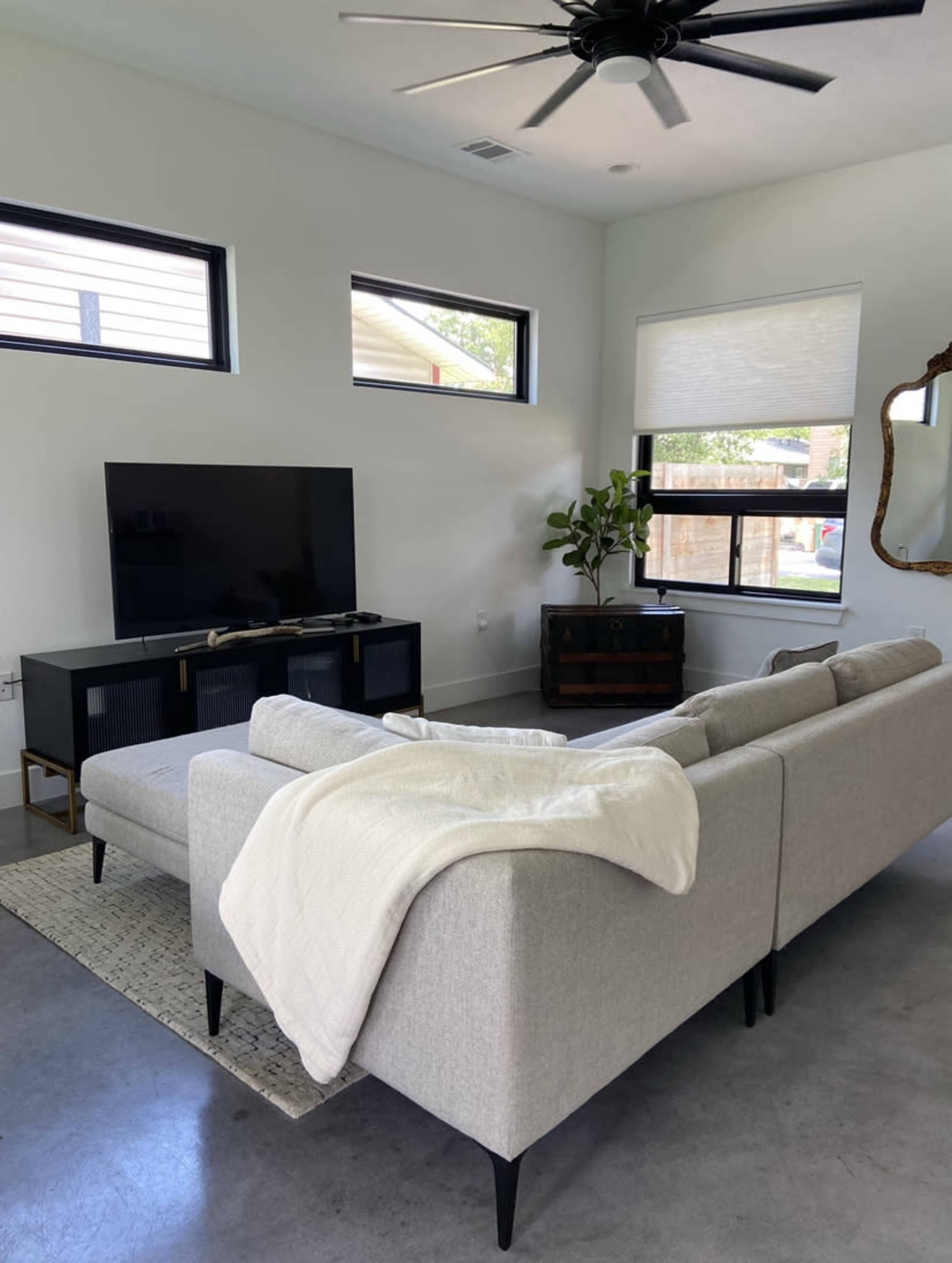 Modern New Construction with Outdoor Space Near Downtown Image in North Loop, Austin, TX