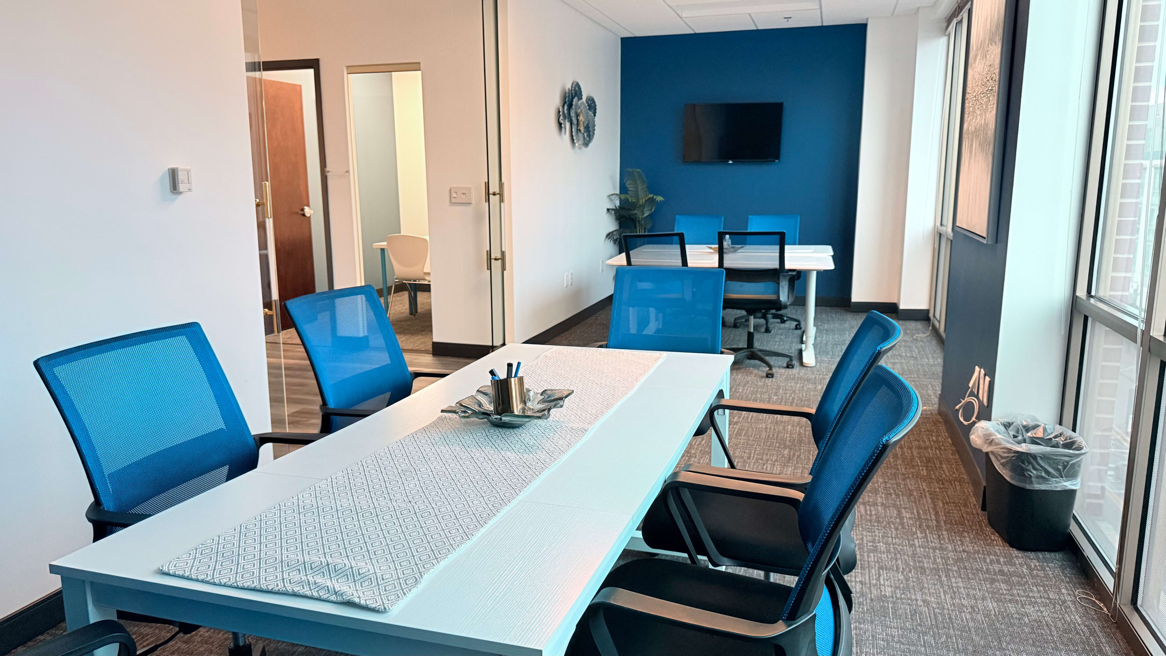 Bright Marina-View Conference Room in National Harbor - 6 seats Image in National Harbor, National Harbor, MD