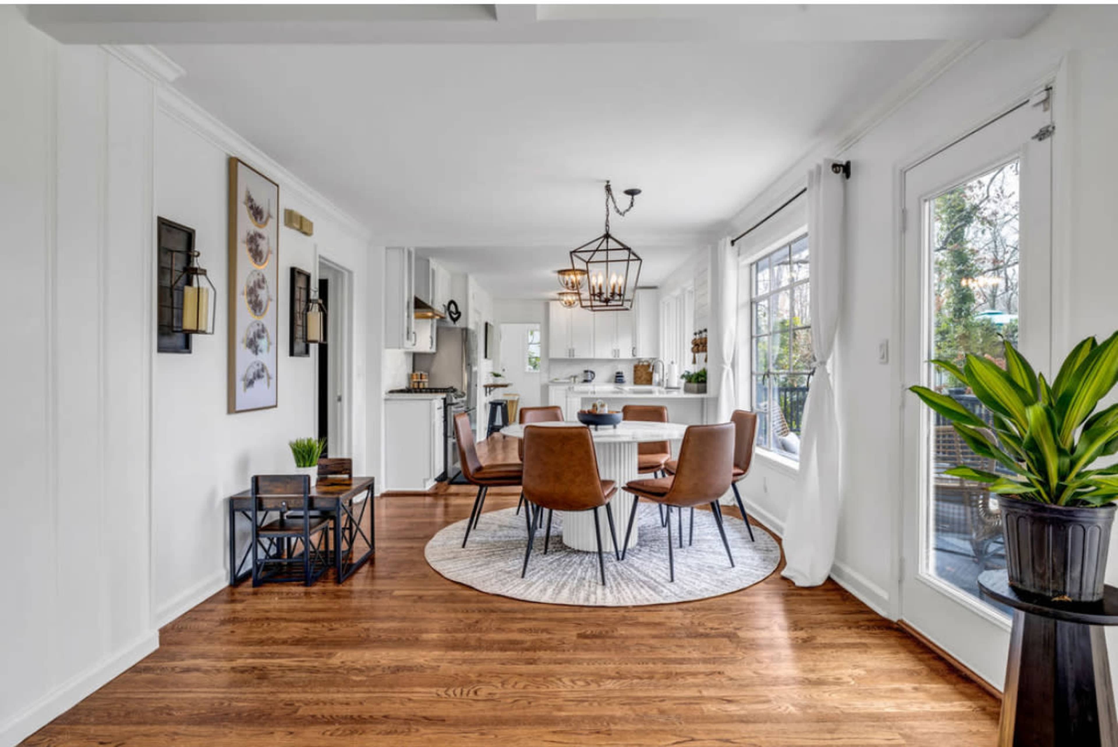 Buckhead Bungalow! Image in Buckhead, Atlanta, GA