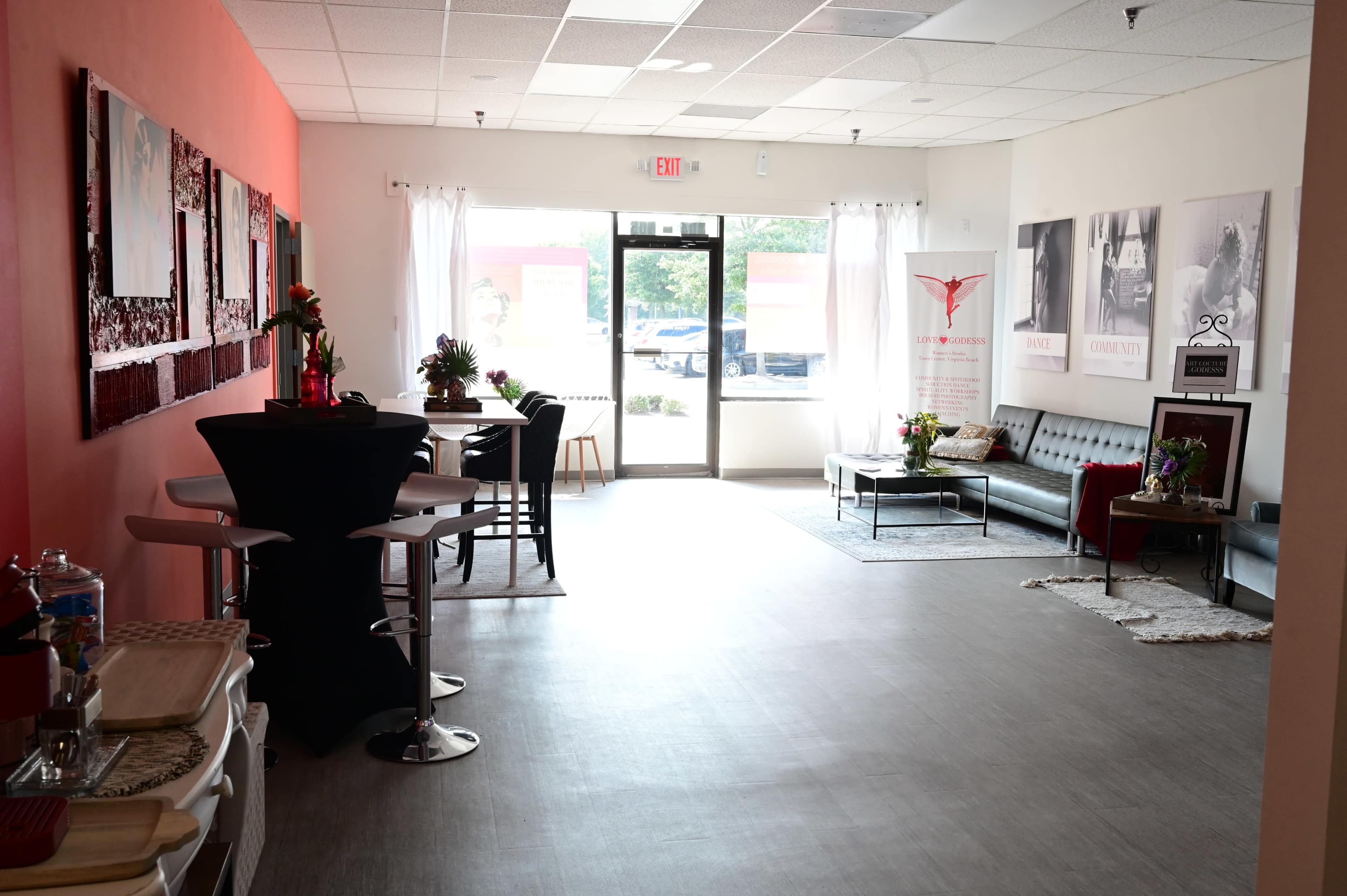 Studio Event Space Located Near Town Center Image in Northwest, Virginia Beach, VA