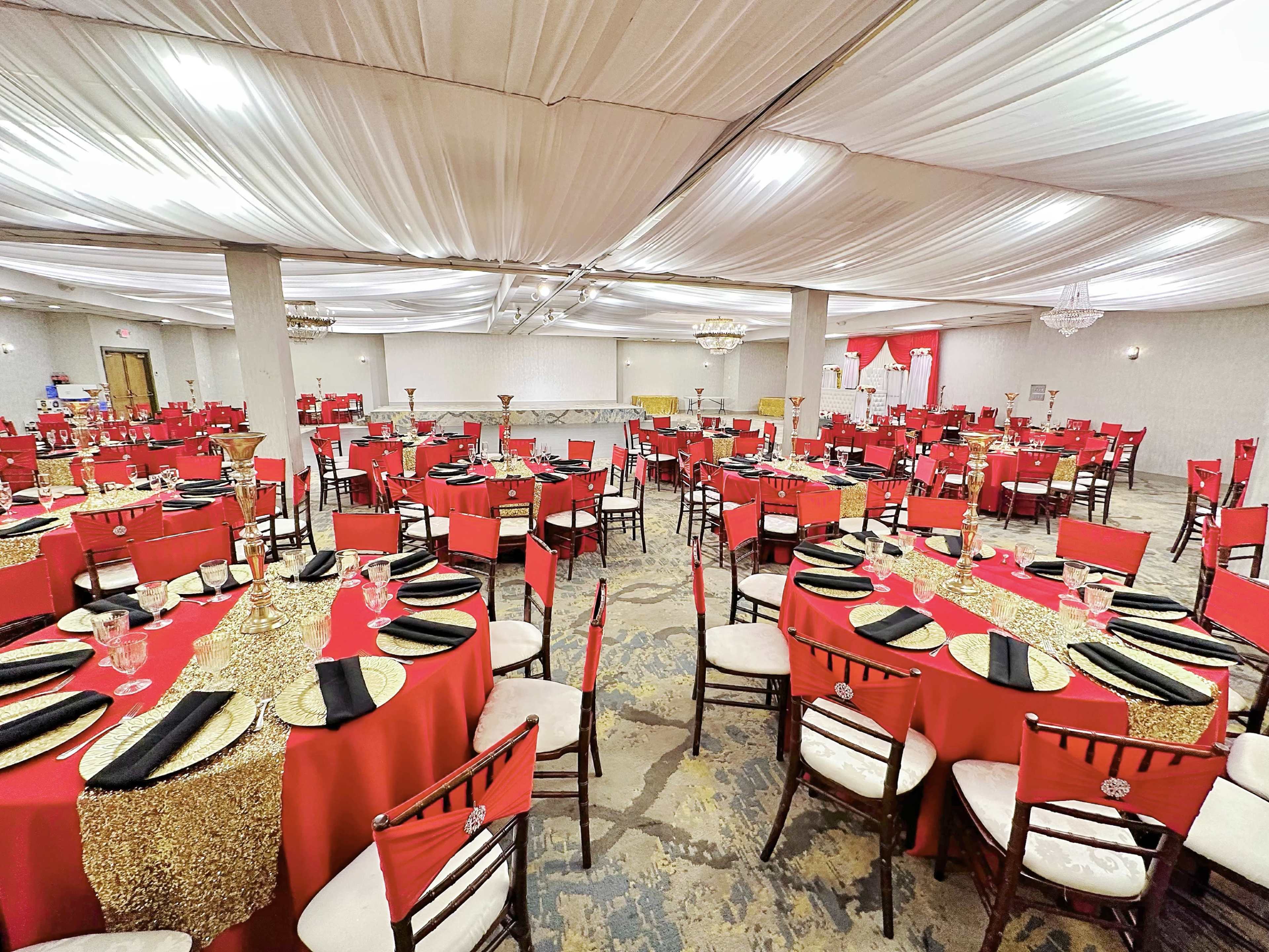 5400 SQ FT Ballroom great for meeting/events/party Image in Monterey Park, Monterey Park, CA