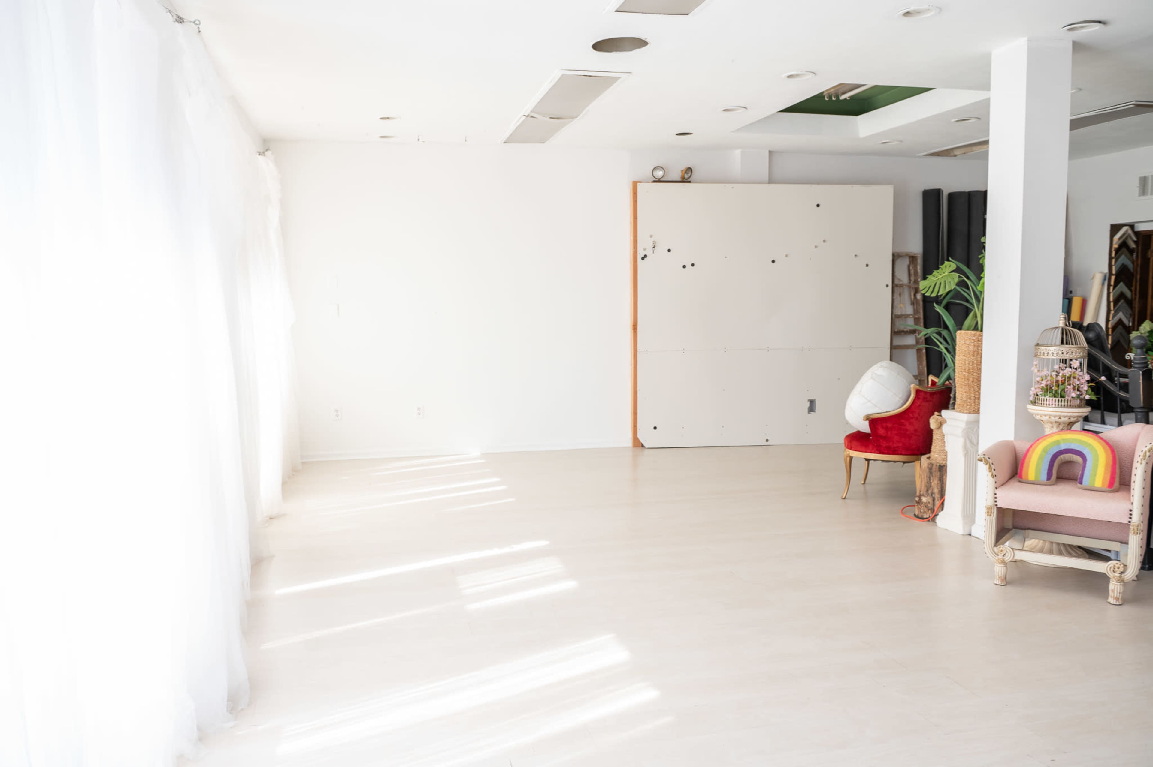 Spacious & Bright Natural Light Photography & Content Creation Studio in Historic Burlington City Image in Burlington, Burlington, NJ