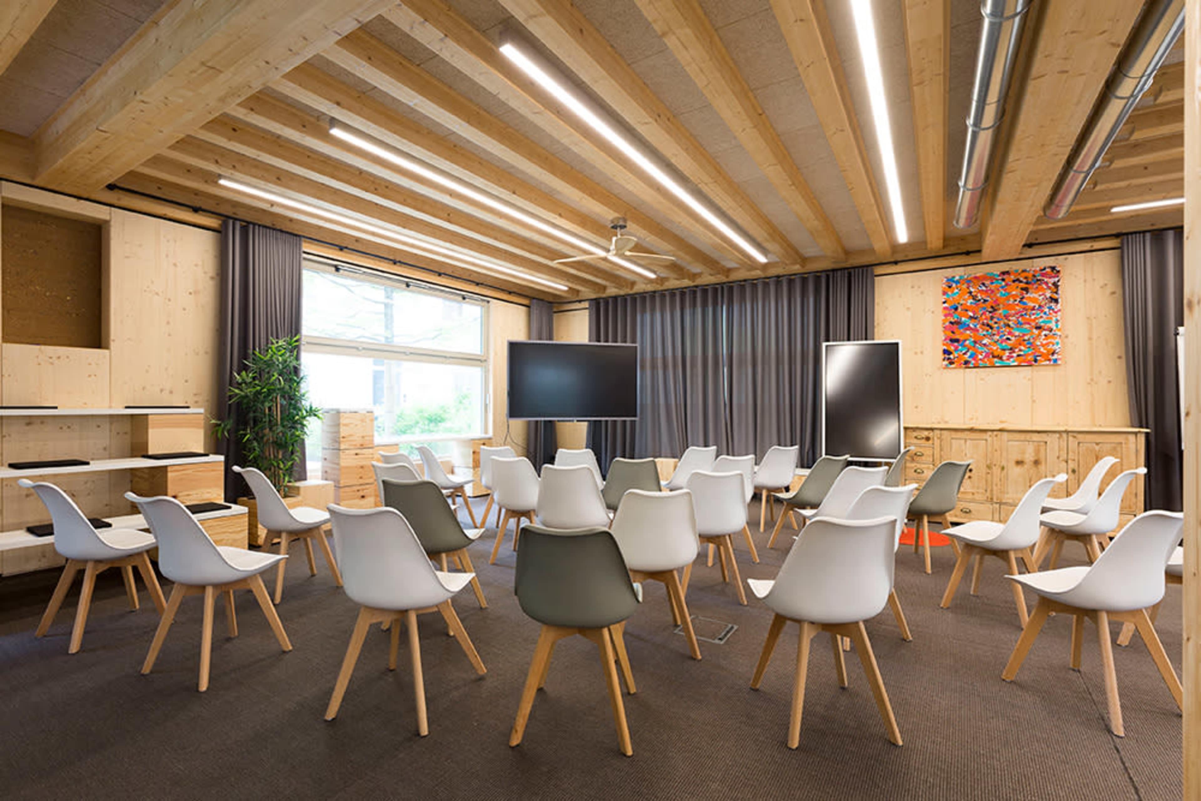 Salles de 150m² dans bâtiment éco-responsable au cœur de Confluence Image dans La Confluence, Lyon, 