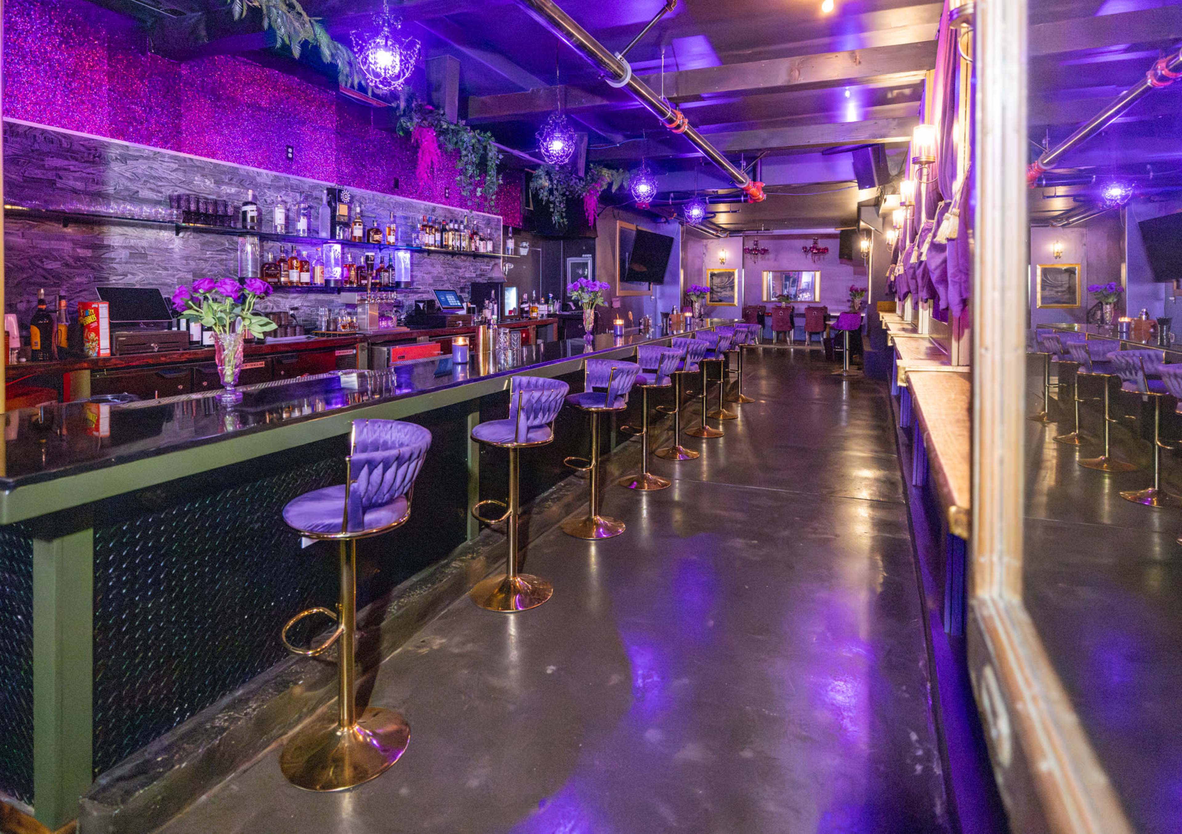 Private Cow Hollow Speakeasy: Purple Room with Luxe Ambiance, San