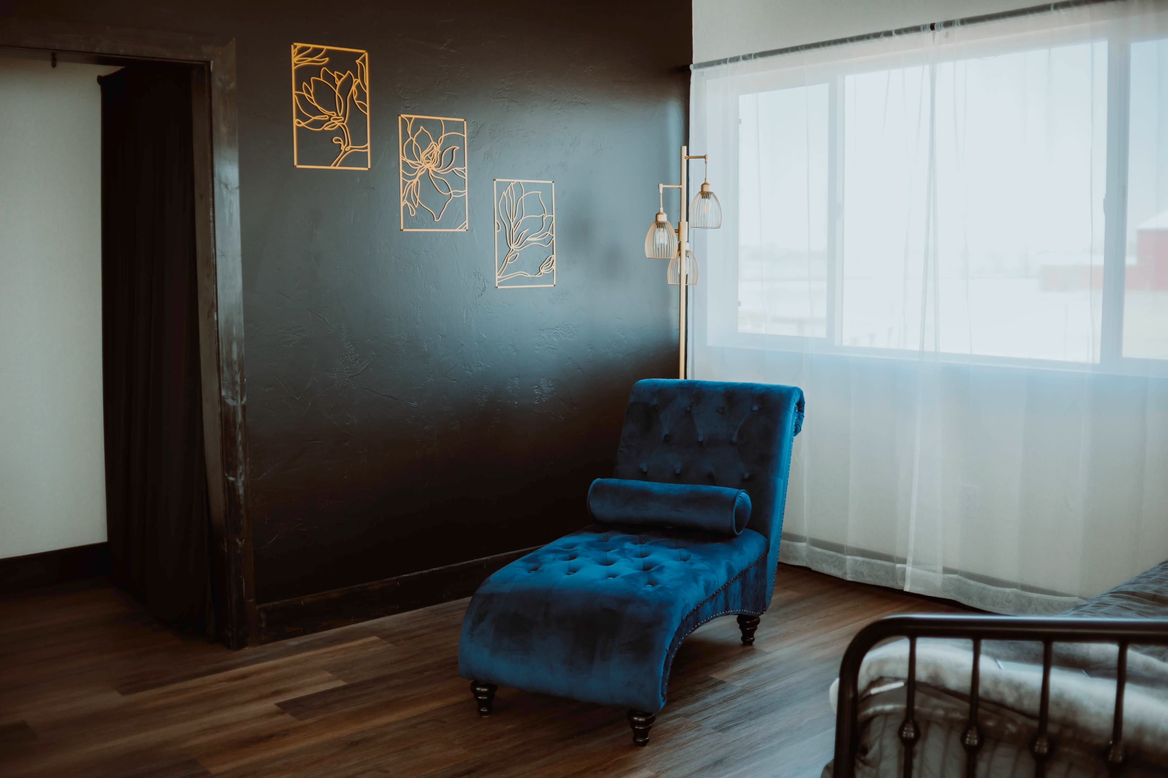 Airy, luxury, and elegant Image in , Greeley, CO