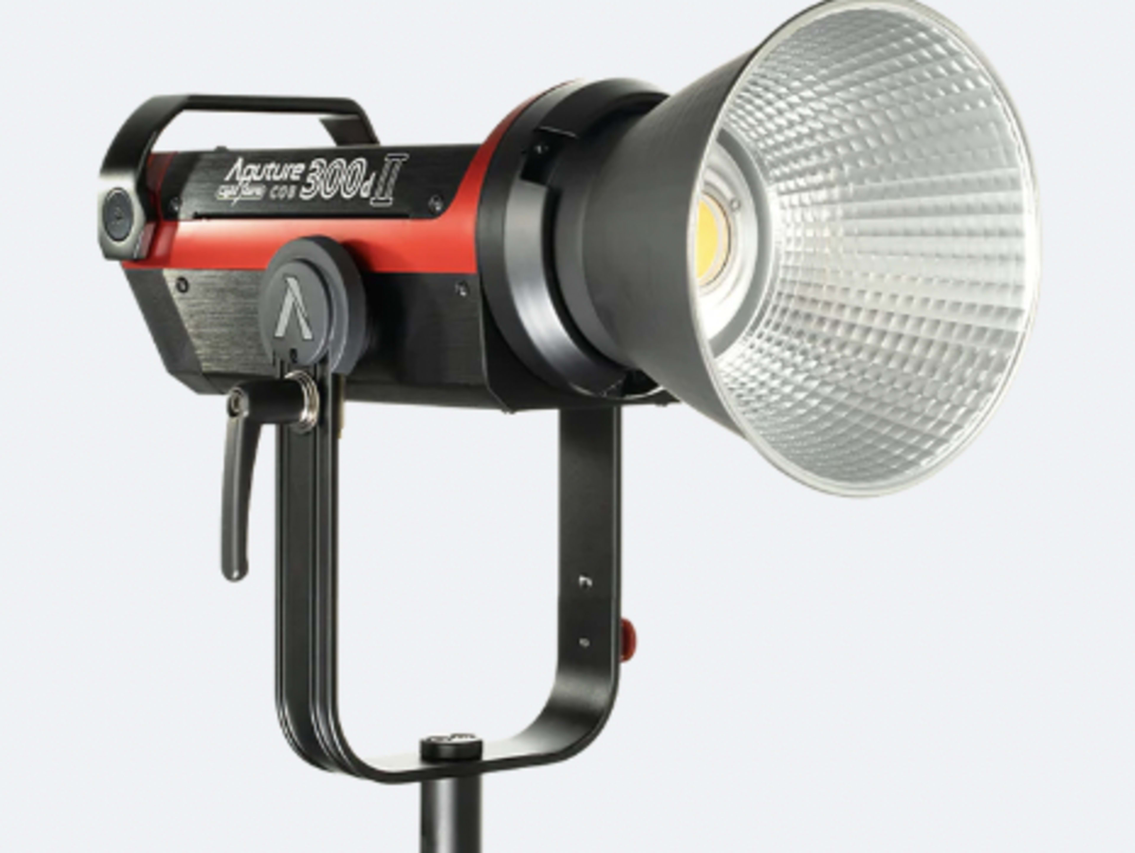 Aputure 300d 