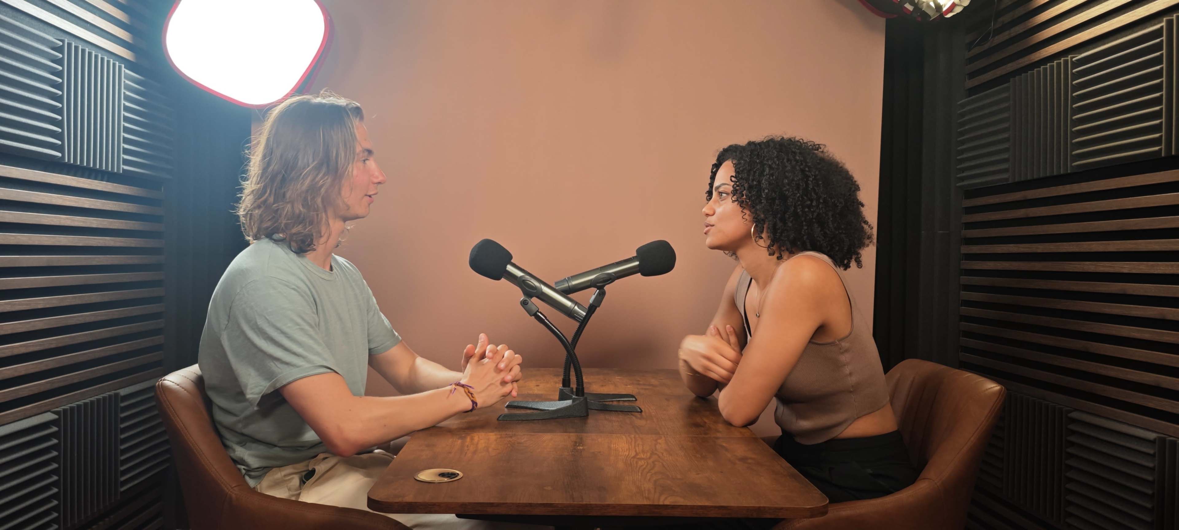 Studio podcast & contenu vidéo – 3 caméras, son pro, éclairage Image in Quinze-Vingts, Paris, 
