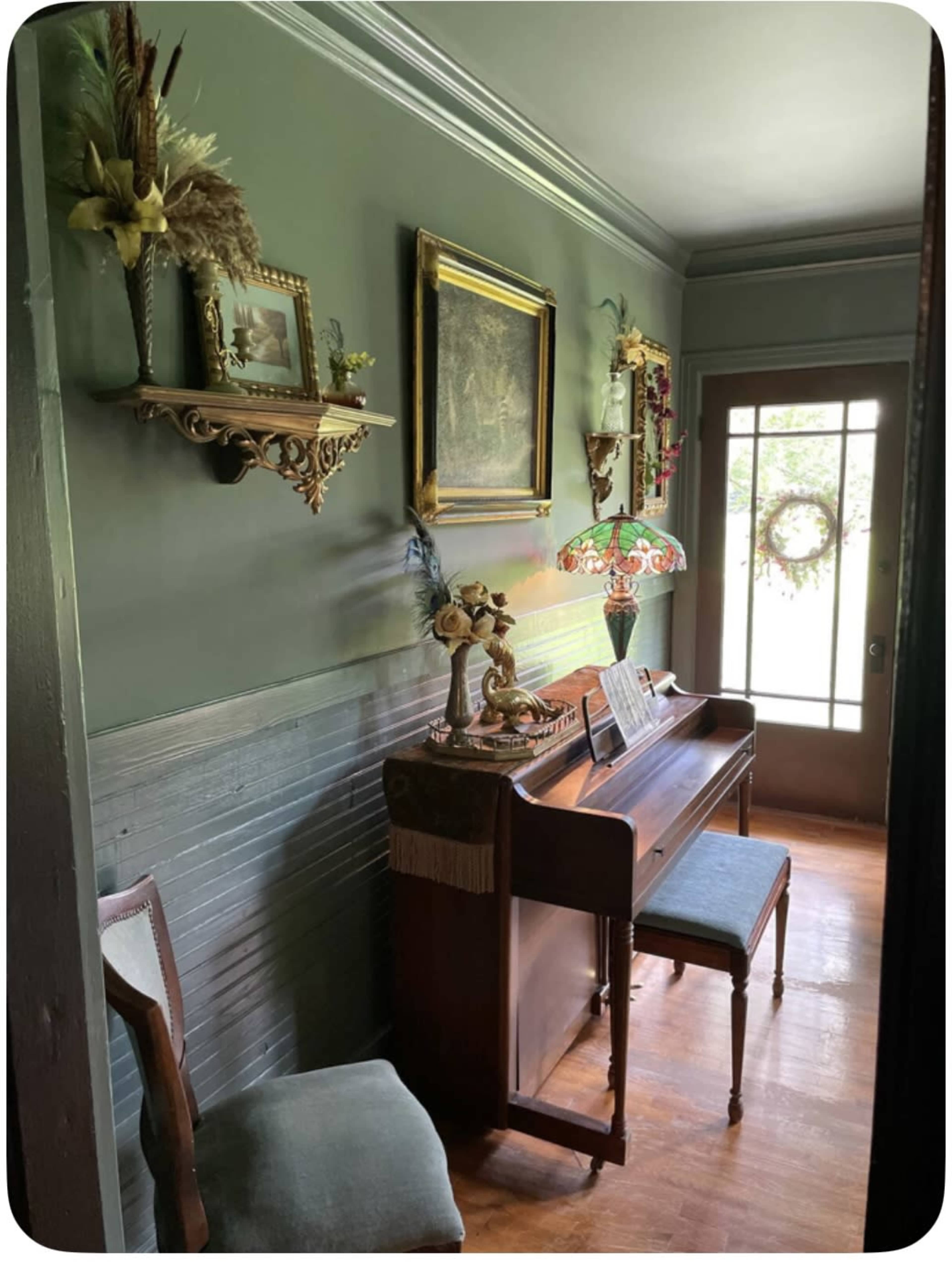 Historic 5 bedroom home on 5 beautiful acres Image in , Mt. Juliet, TN