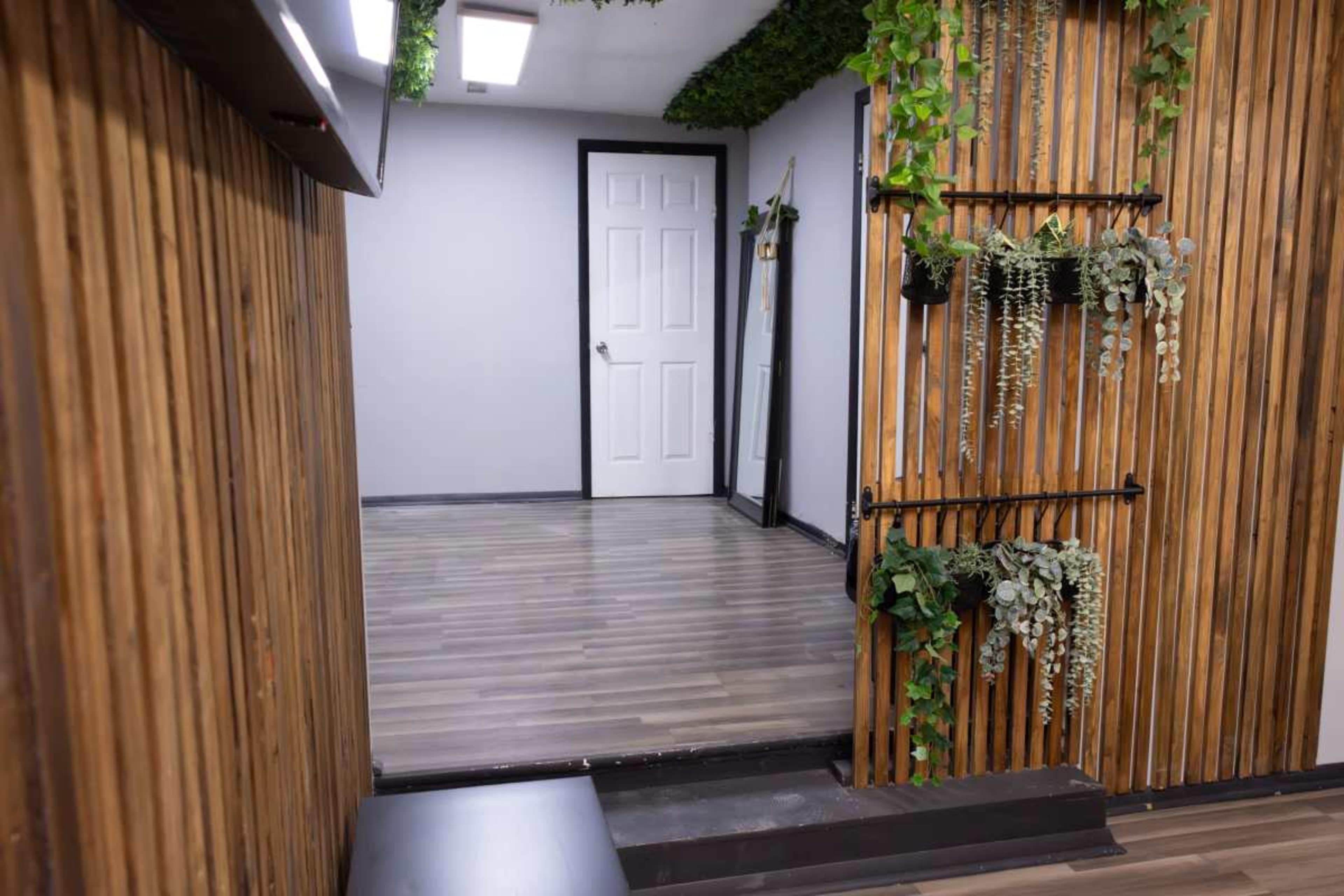 N. 5th St. - Modern Meeting Space for Rent Image in Upper North Philadelphia, Philadelphia, PA