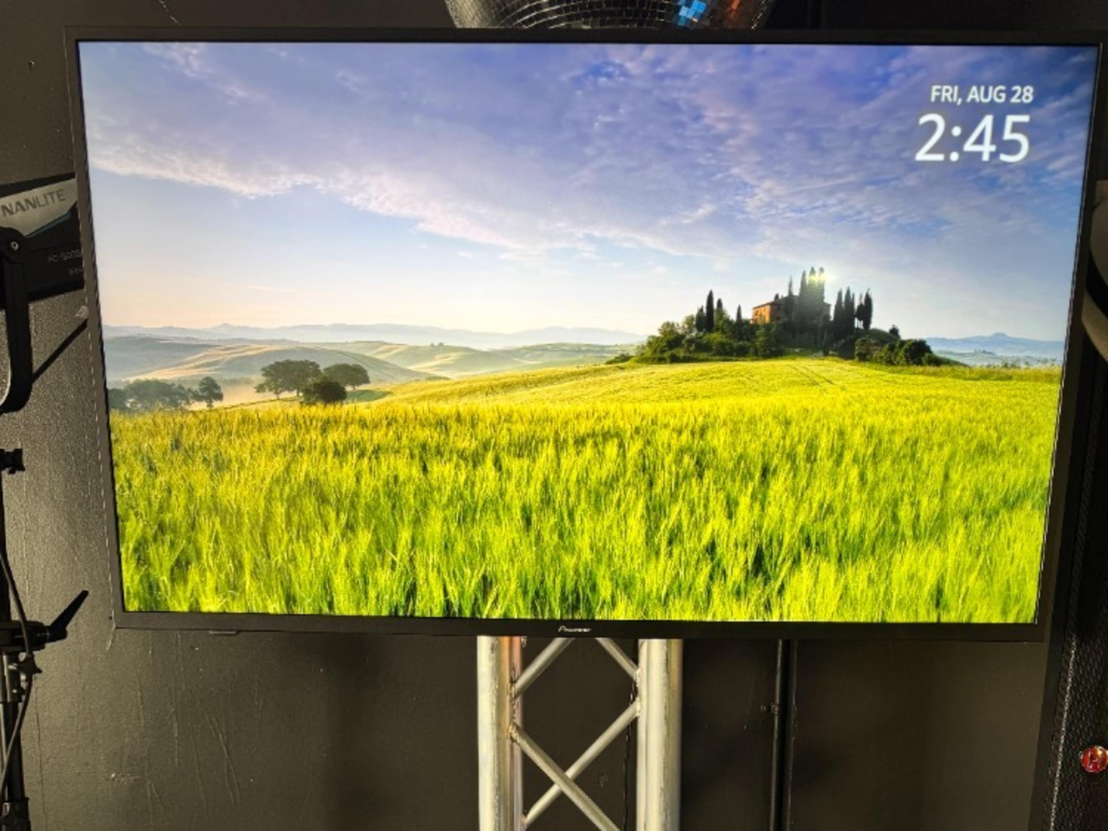 Pioneer 50inch TV