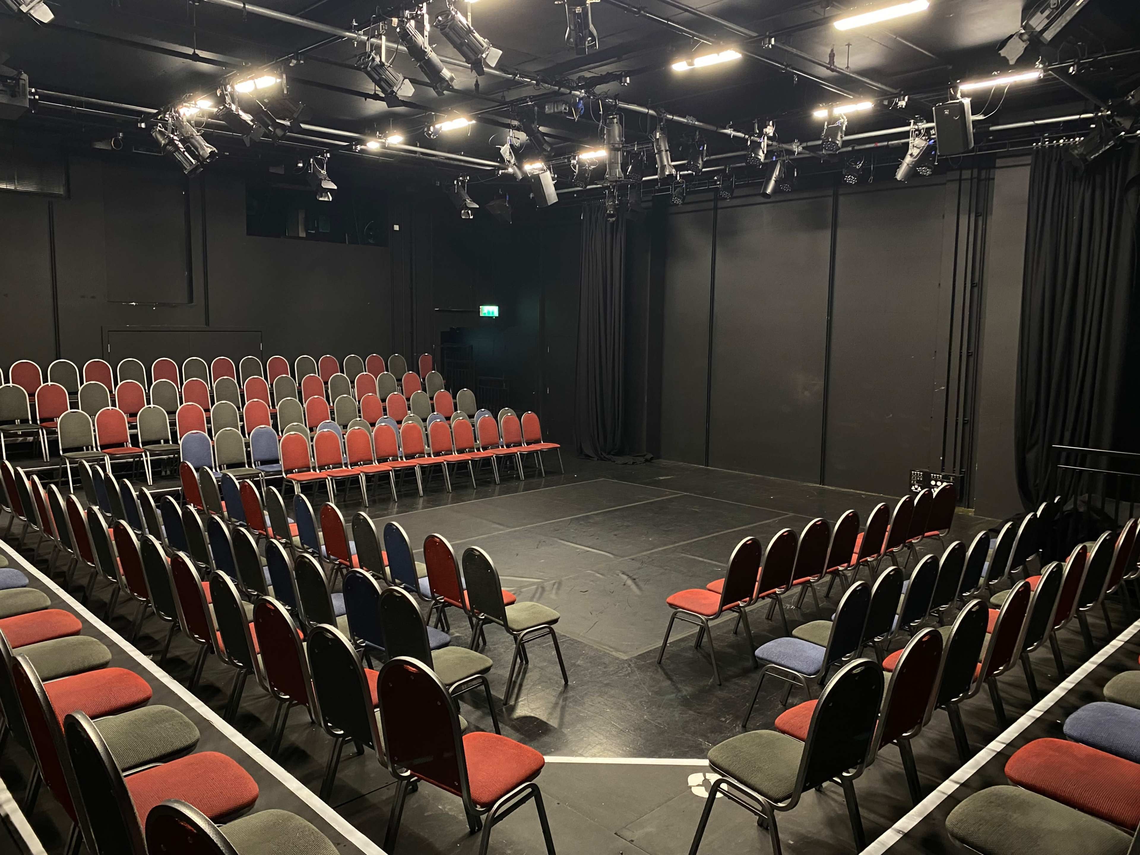 high-quality and affordable theatre rehearsal space for hire. Image in Islington, London, ENG