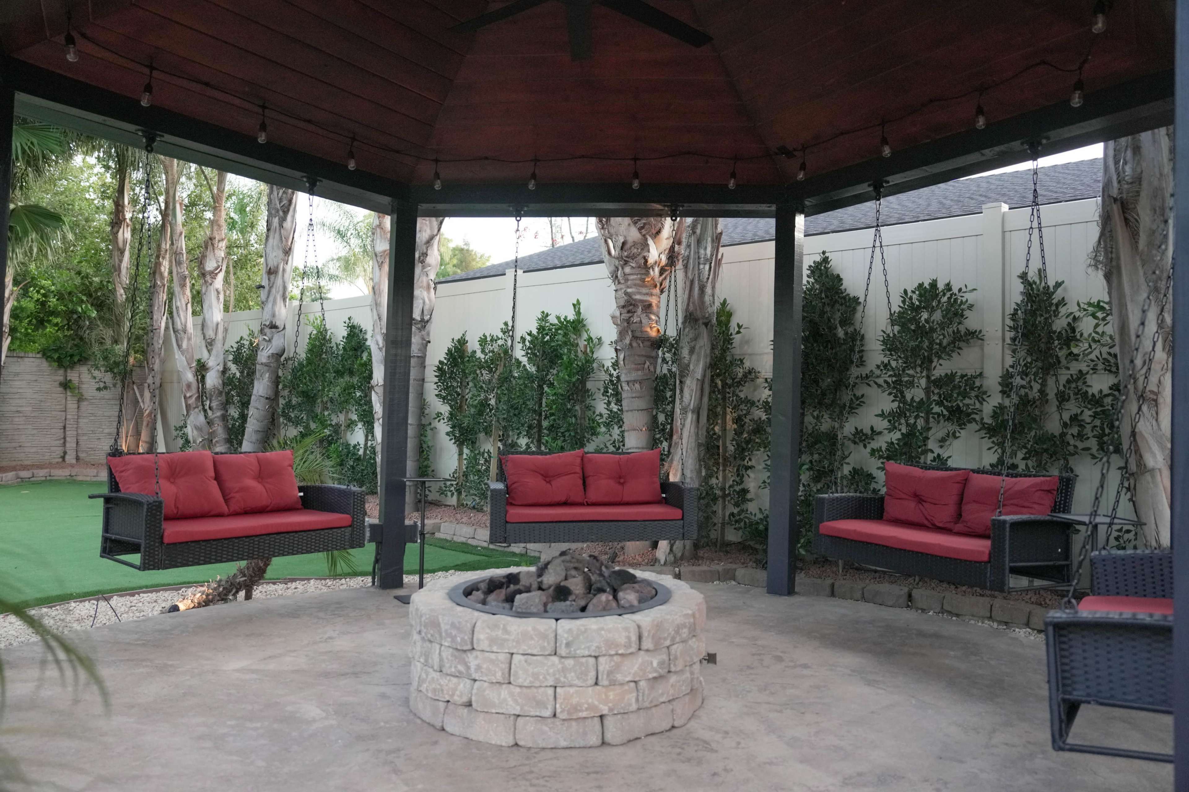 Rayen Resort Image in Northridge, NORTHRIDGE, CA