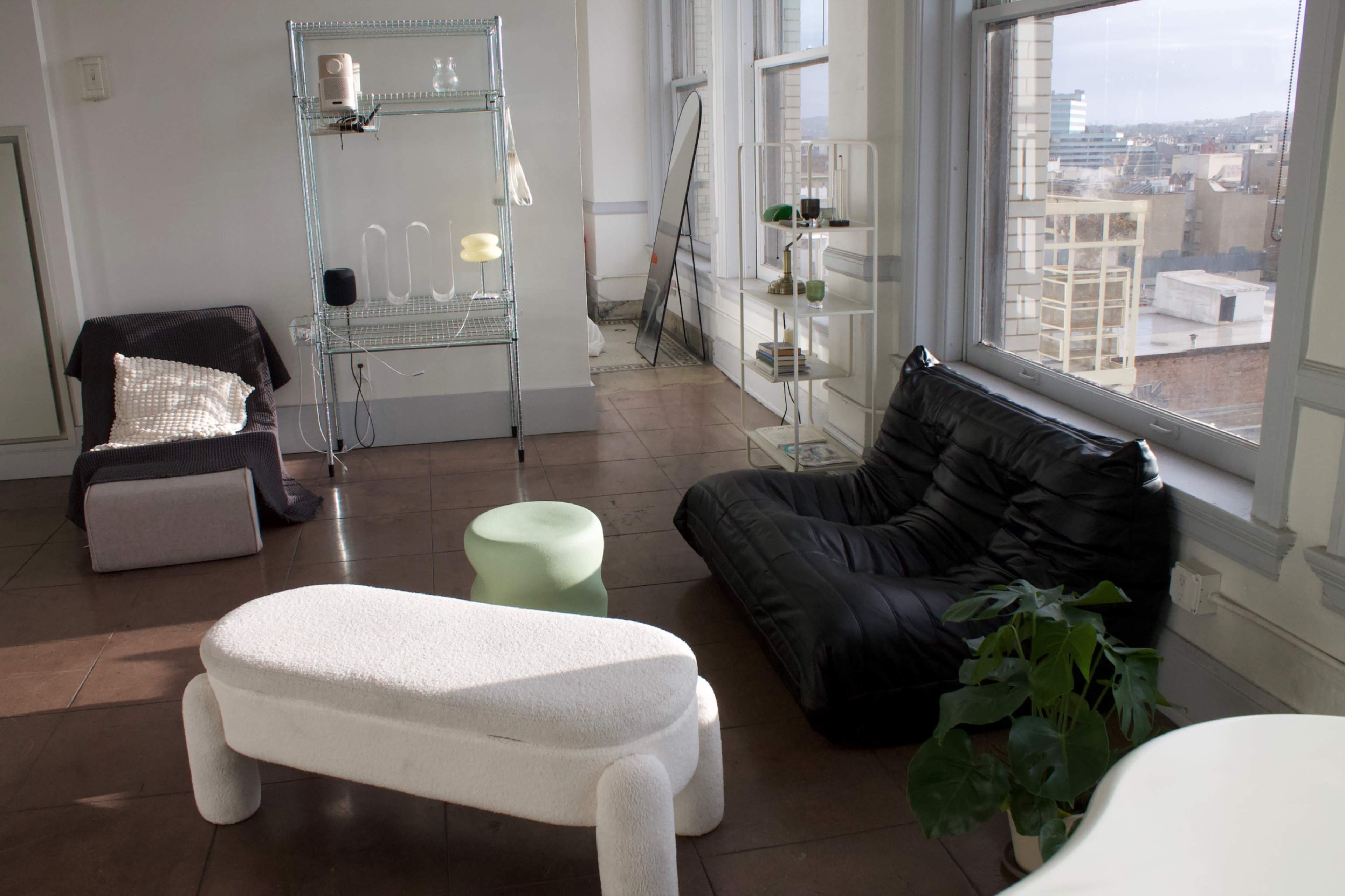 Bright East-Facing Loft in Downtown LA Image in Skid Row, Los Angeles, CA