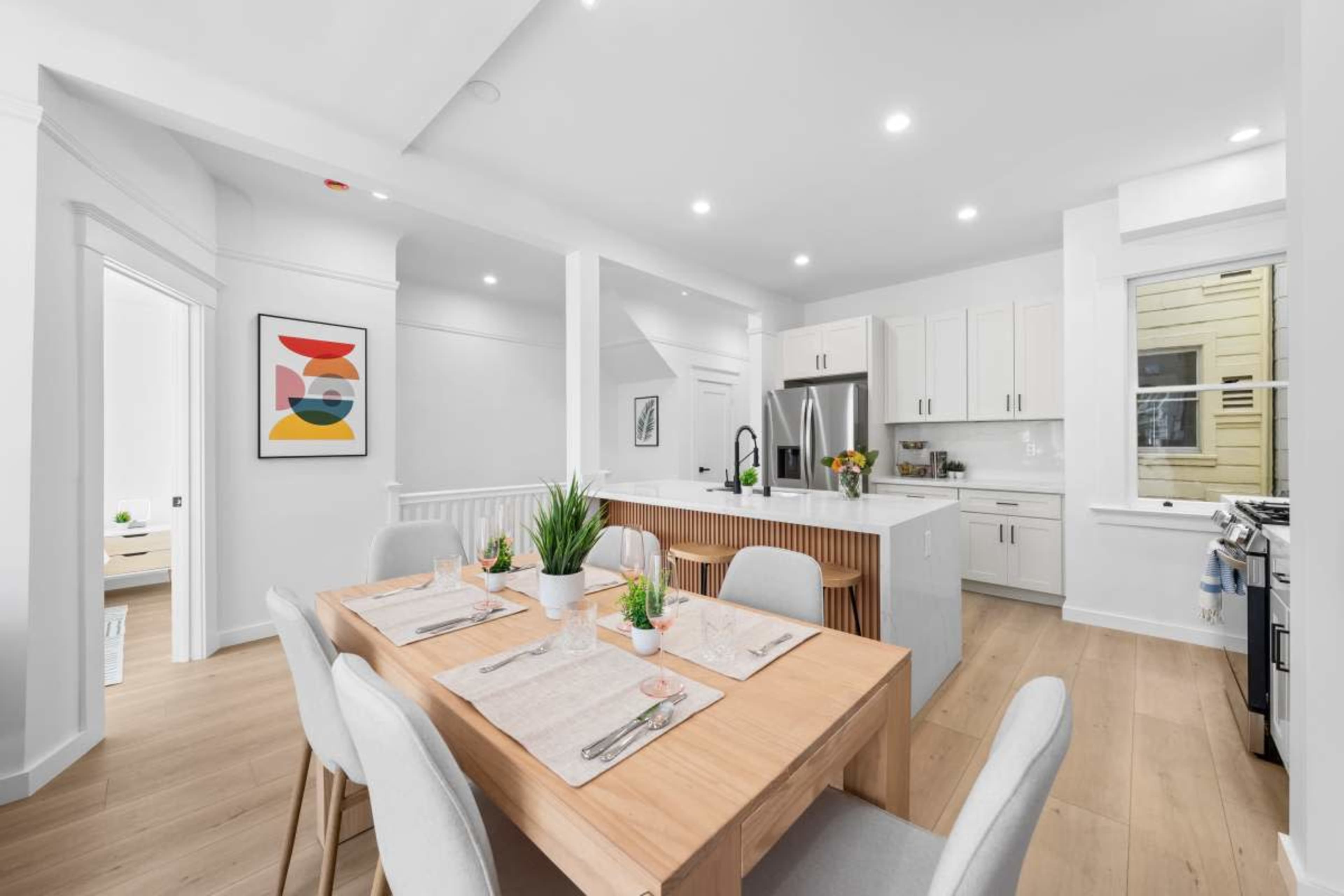 Gorgeous Cow Hollow Home in Phenomenal Location Image in Union Street, San Francisco, CA