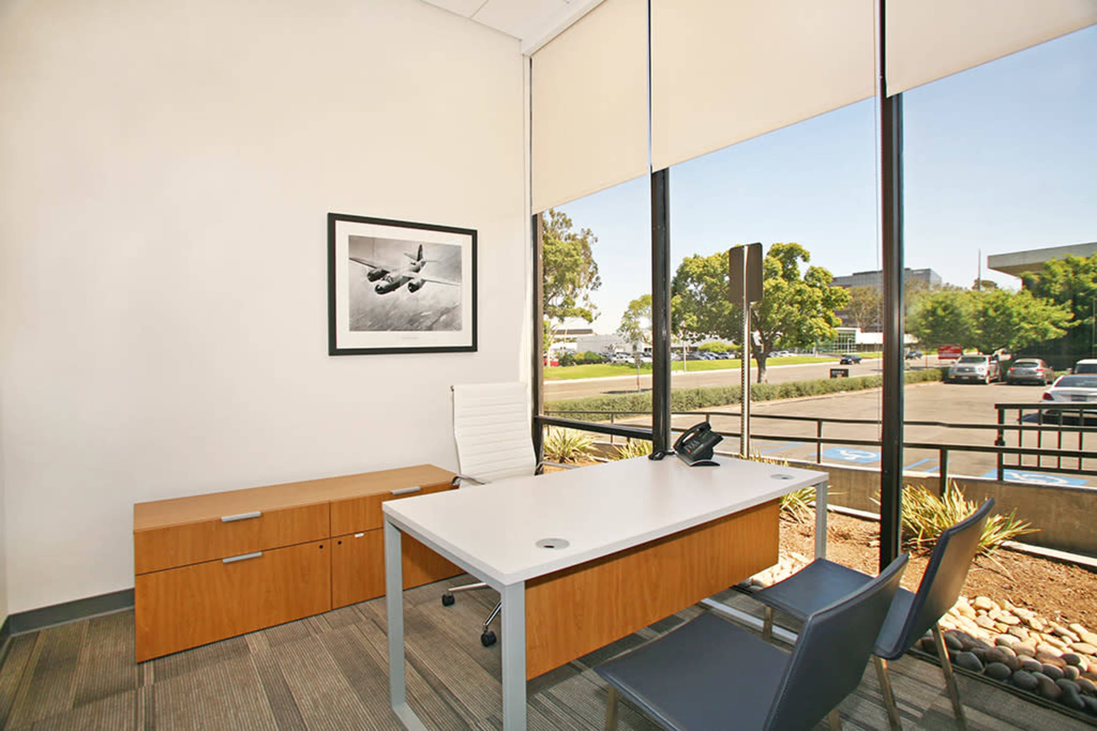 Day Office Image in Irvine Business Complex, Irvine, CA