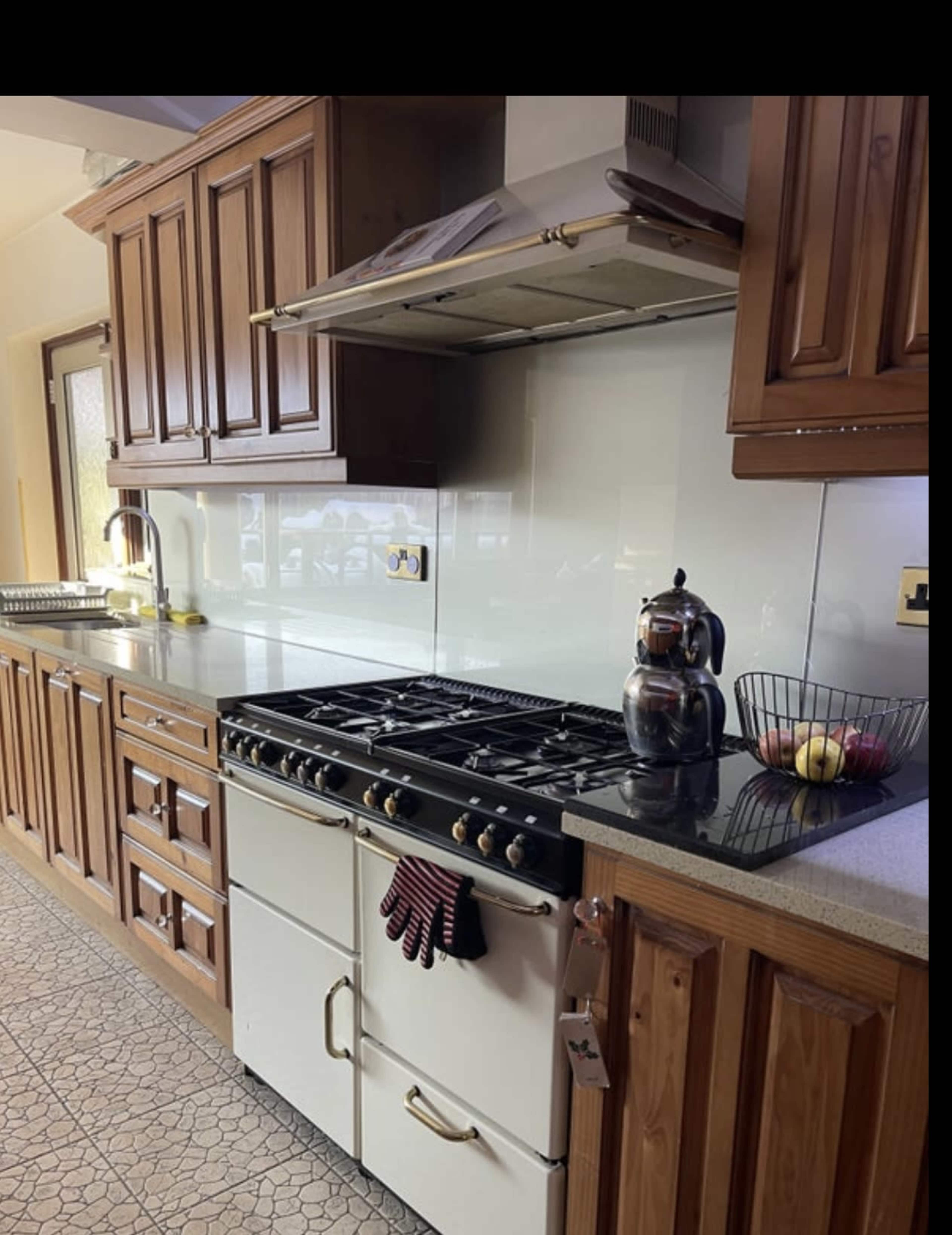 Family-home style Image in Cheshunt, Broxbourne, ENG