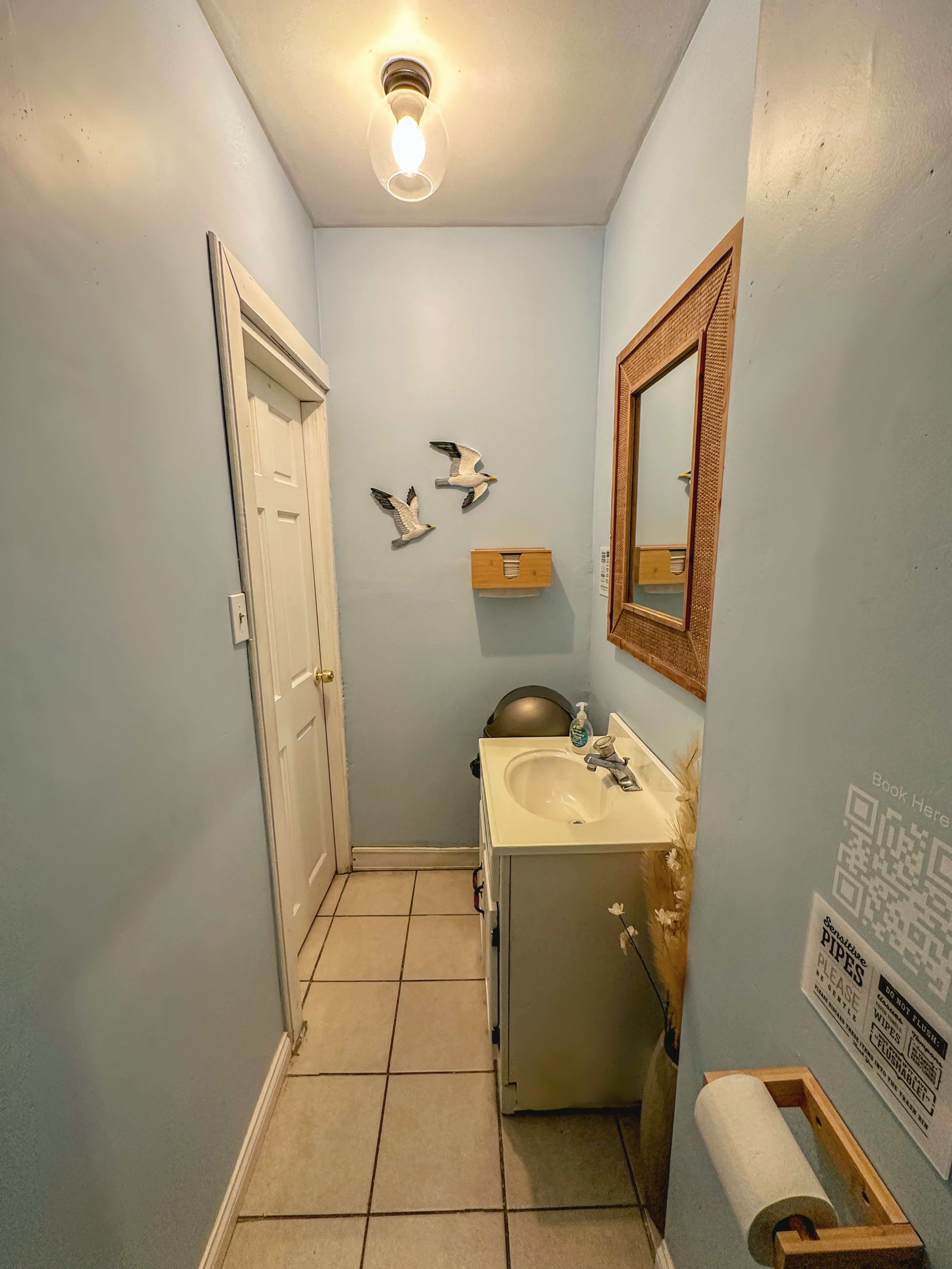 Private & Updated: BYOB Neighborhood Storefront Image in Belmont Cragin, Chicago, IL