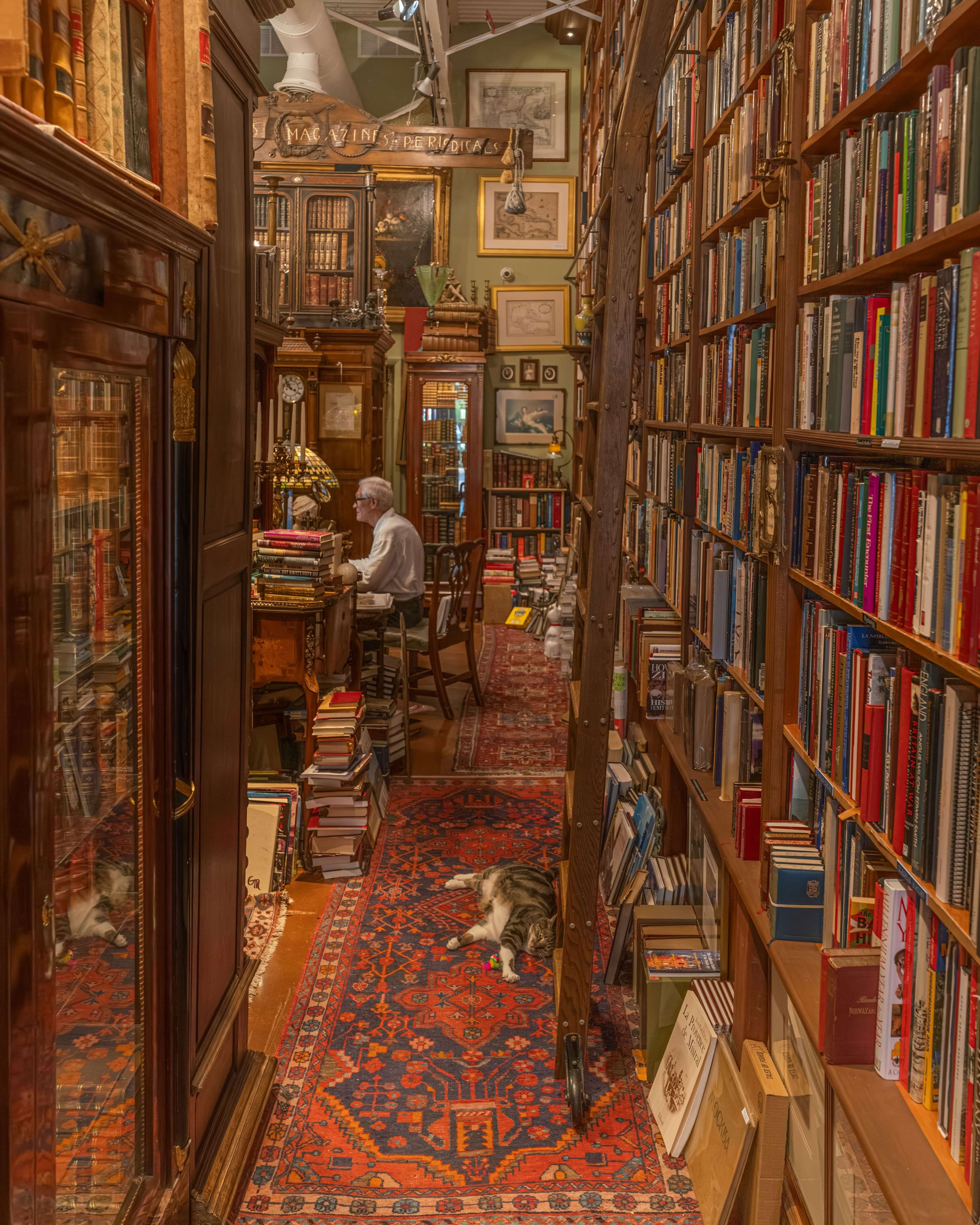 Old Florida Book Shop Image in Dania Beach, Fort Lauderdale, FL