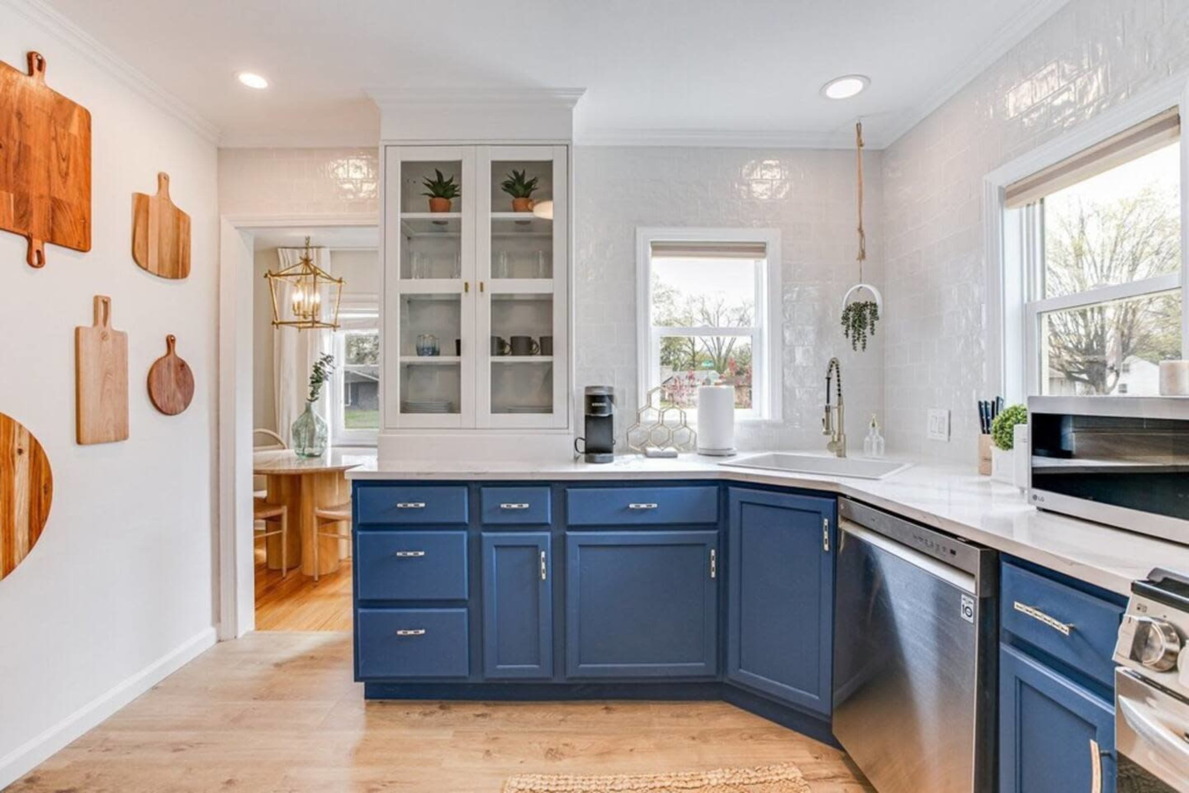 Chic And Stylish Content House in South Bend Image in Portage Township, South Bend, IN