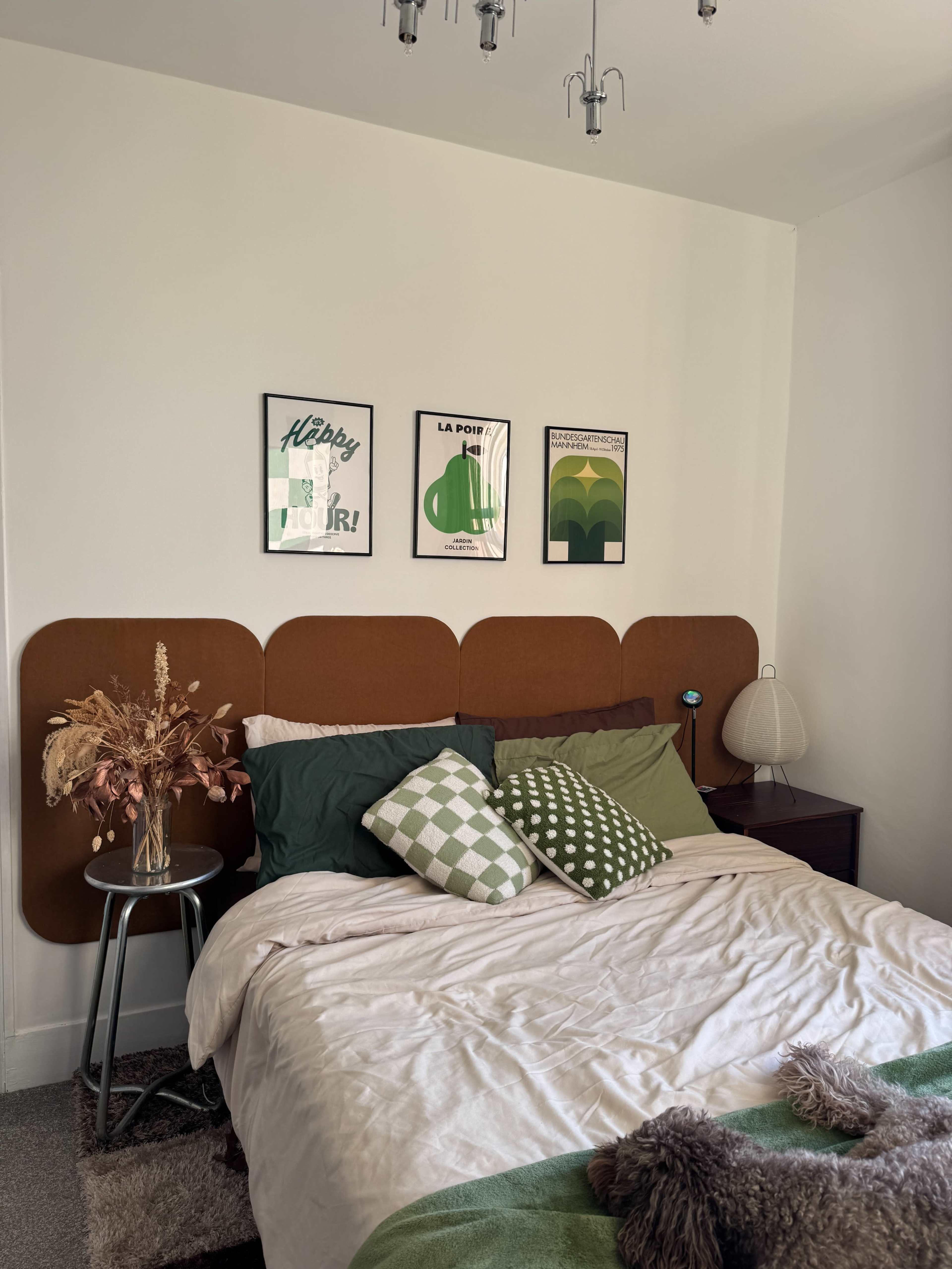 Designer Victorian Flat overlooking Park Image in Brentford, LONDON, ENG