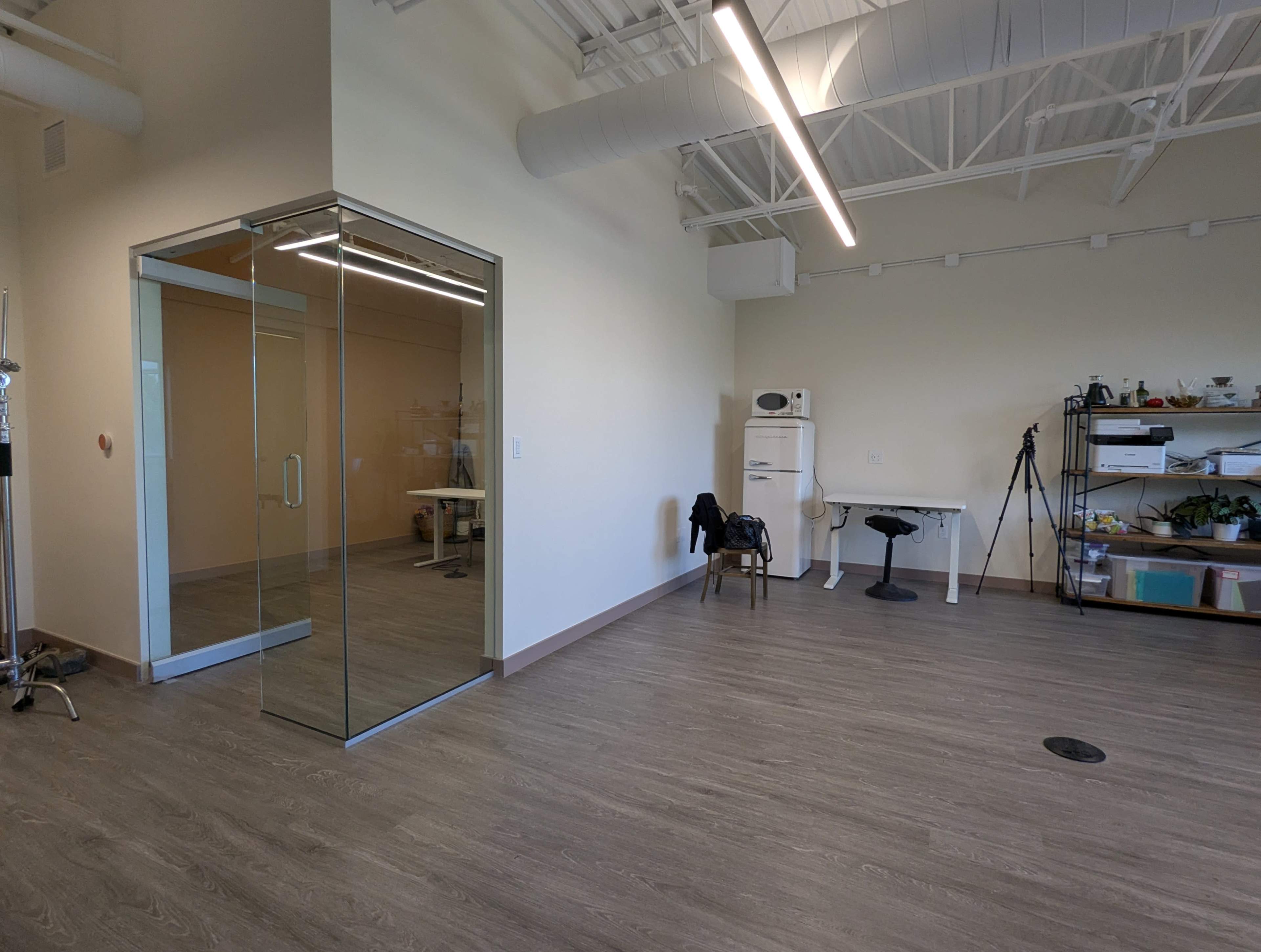 Modern Creative Loft Photo + Video Studio Between Denver and Boulder Image in Louisville, Louisville, CO