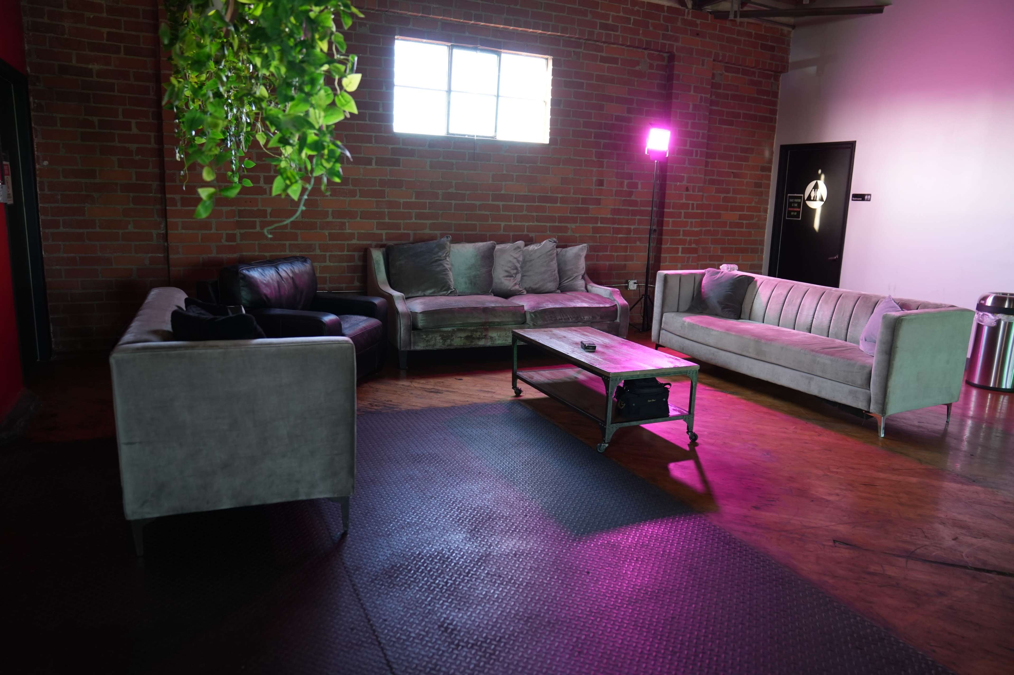 Spacious South LA Industrial Loft for Events, Parties & Productions Image in South Los Angeles, Los Angeles, CA