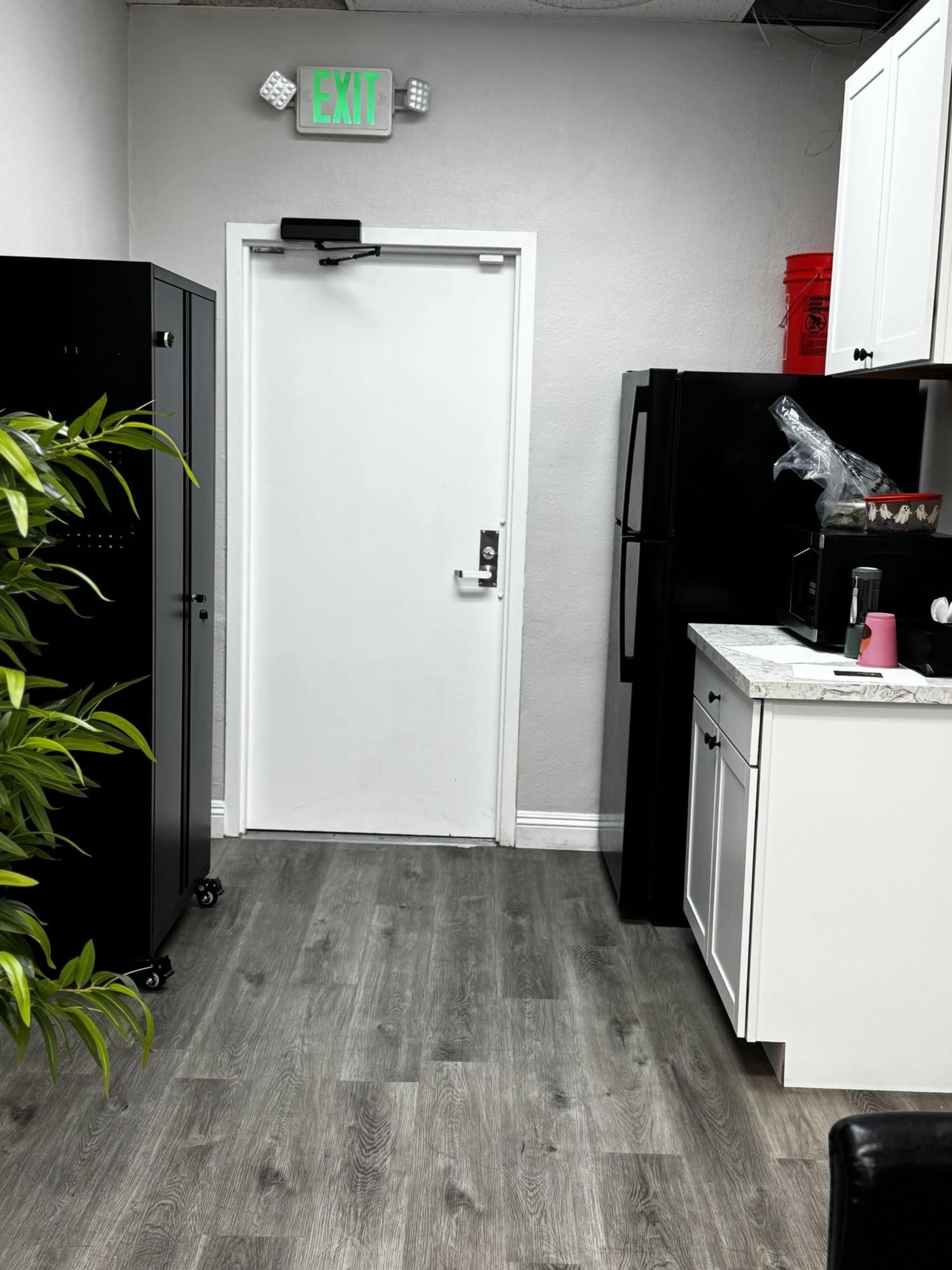 Modern Central Podcast/ Content Studio or Workspace Image in Moreno Valley, Moreno Valley, CA