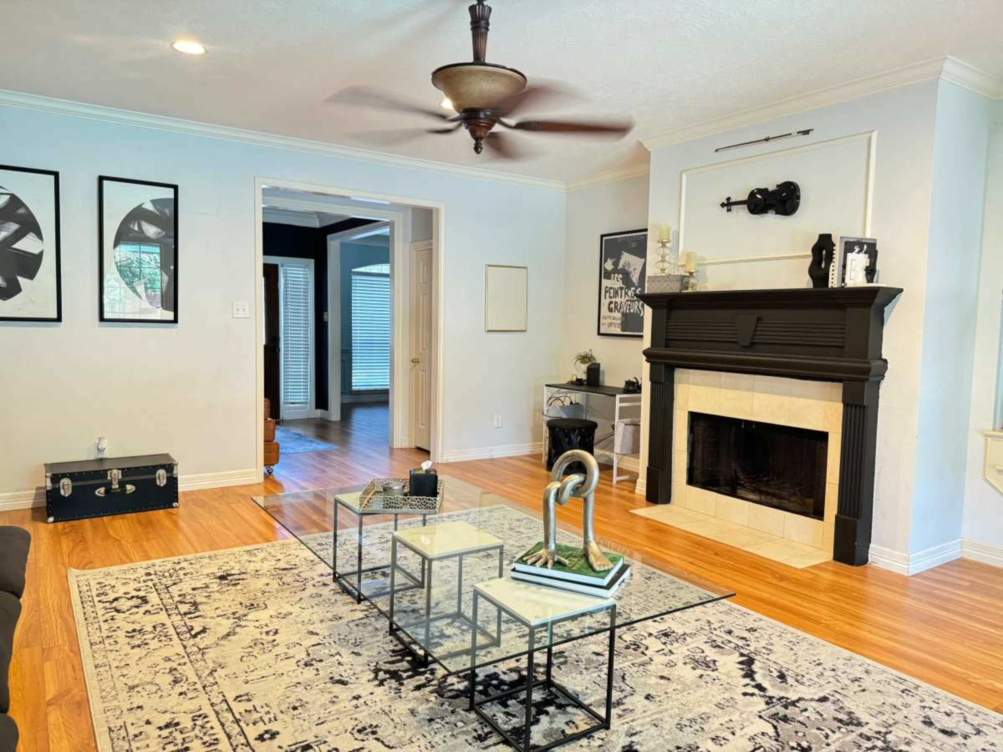 Perfect Place for photos, videos, or night of fun Image in New Territory, Sugar Land, TX