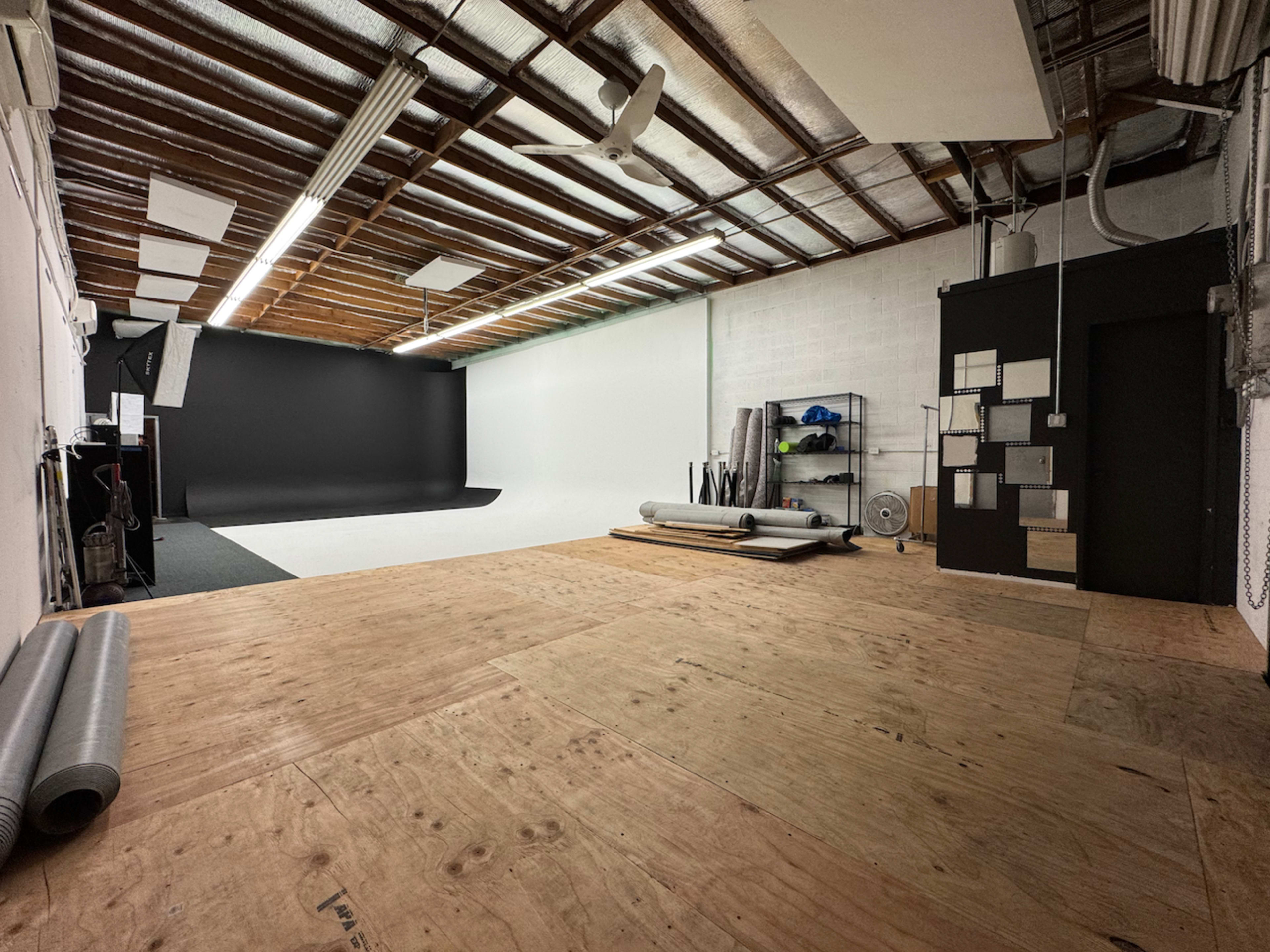 Everything Studios - Versatile Multifunction Studio Space Image in Burbank, Burbank, CA