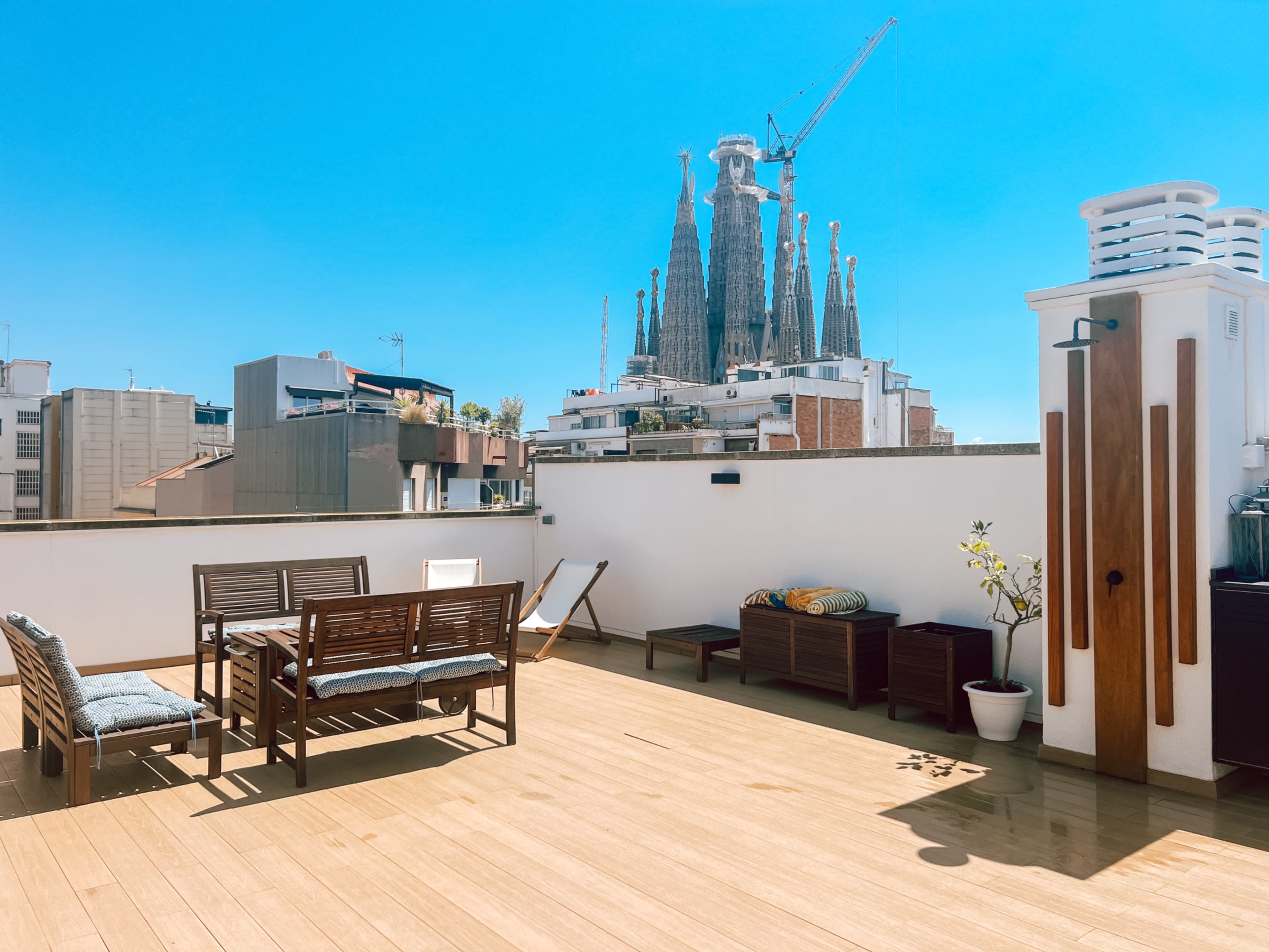 130sqm Rooftop overlooking Sagrada Familia Image in Camp d'en Grassot i Gràcia Nova, Barcelona, B