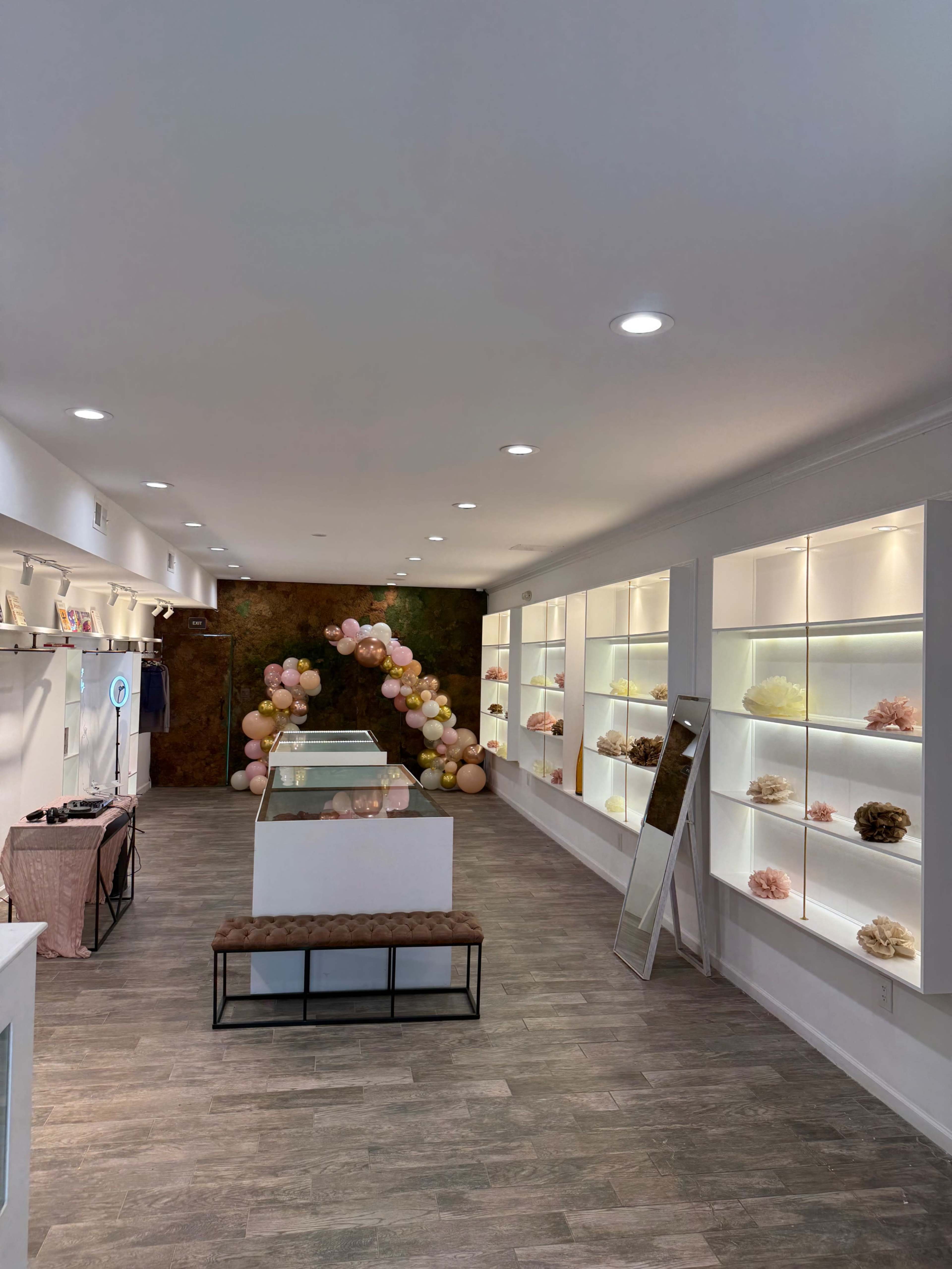 Boutique Image in Yorktown, Arlington, VA