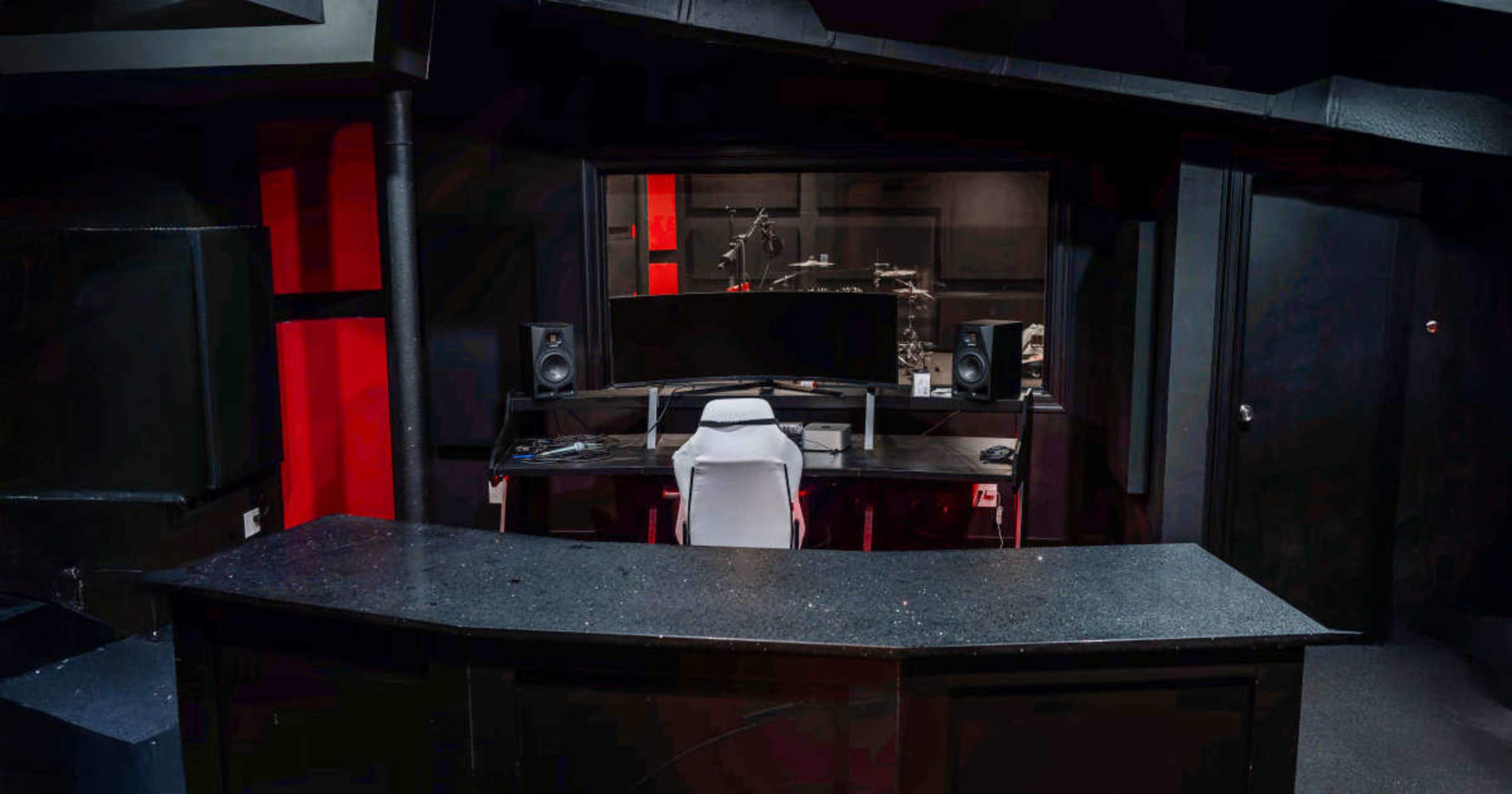 Recording studio Image in Astrodome Area, Houston, TX