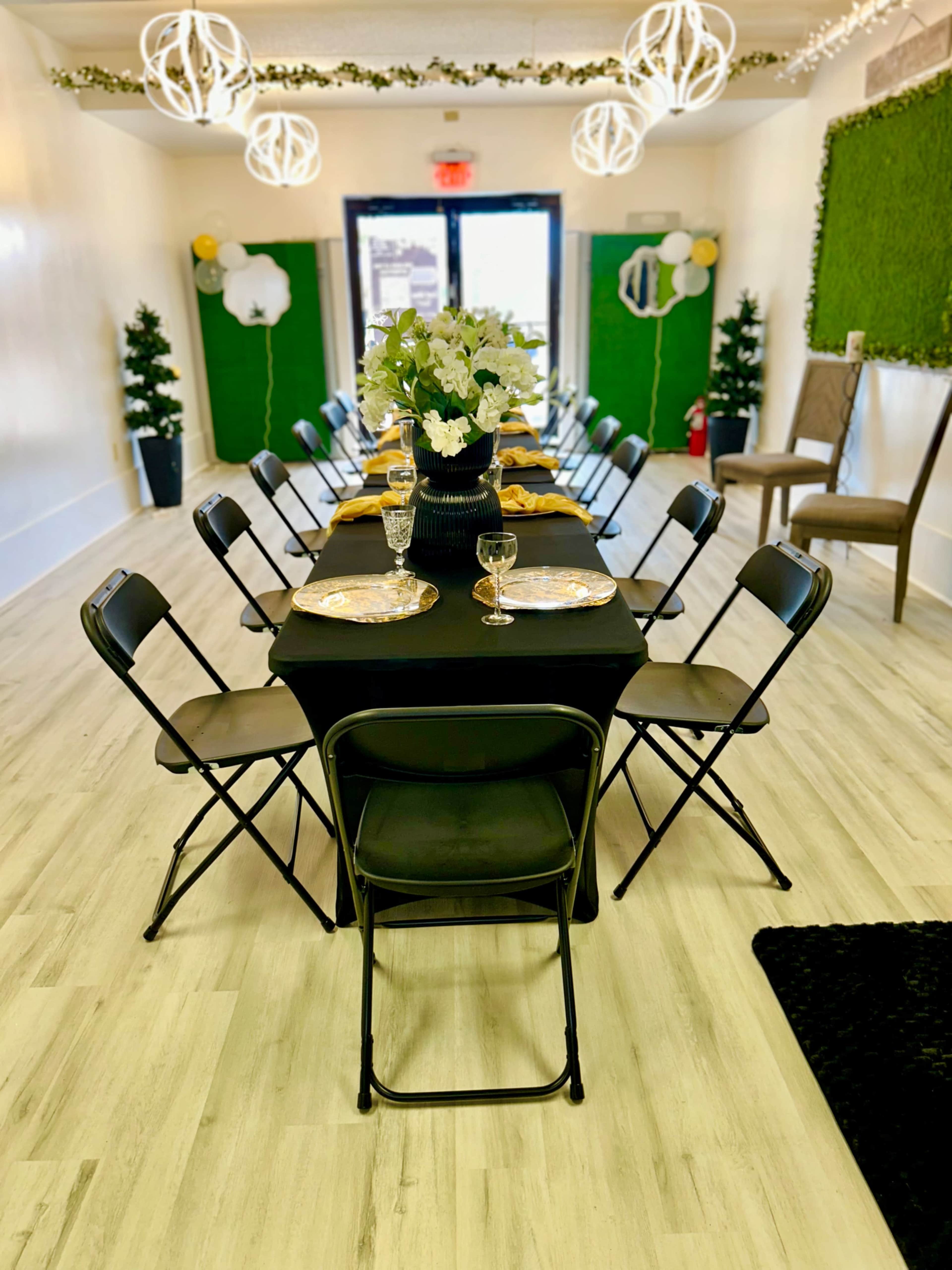 Downtown Riverwalk Waterfront Venue Space Image in Riverfront, Wilmington, NC