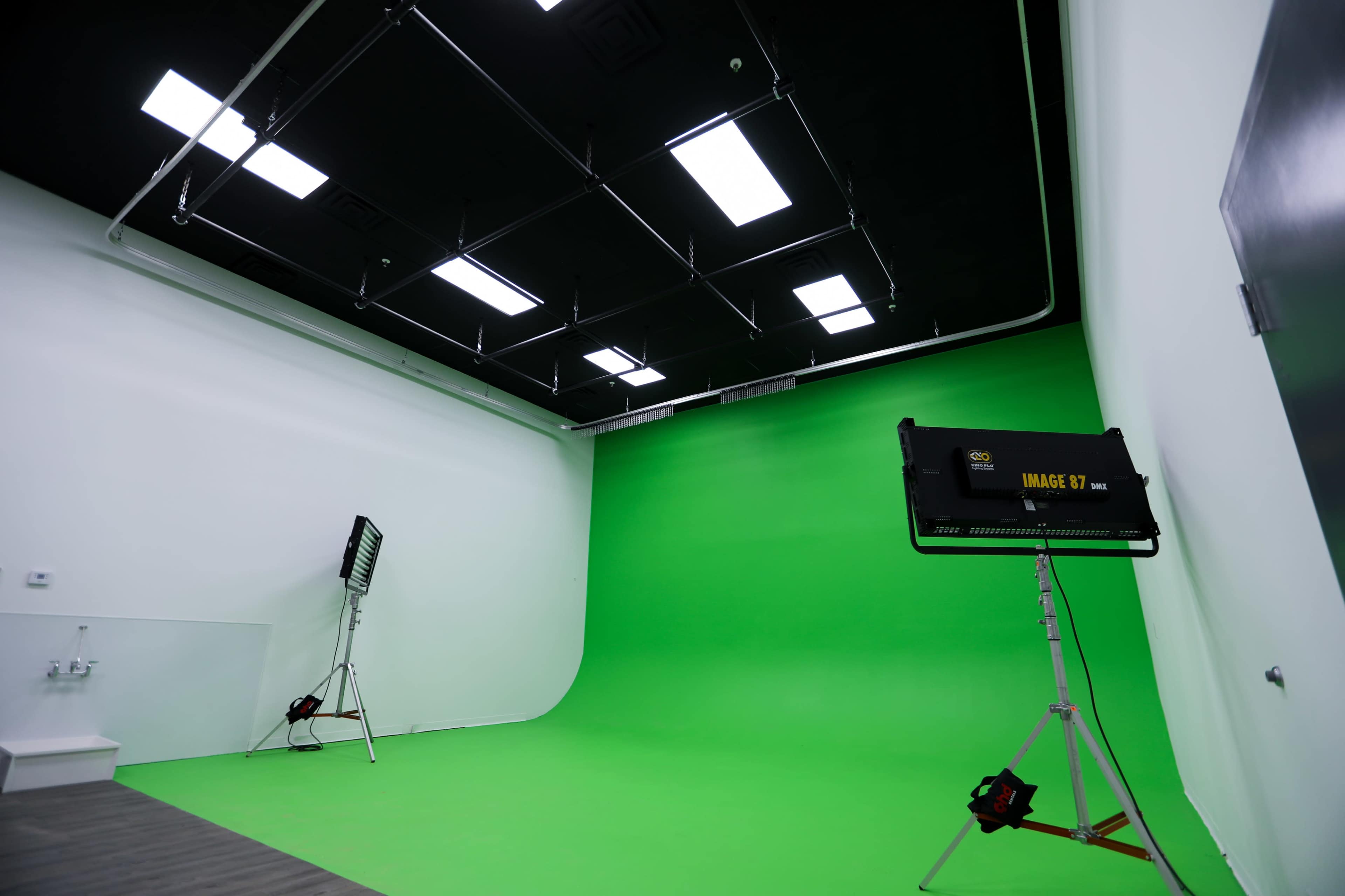 Green Screen Studio Space at Louisville Studio Image in Jeffersontown, 10005 Bunsen Way, KY