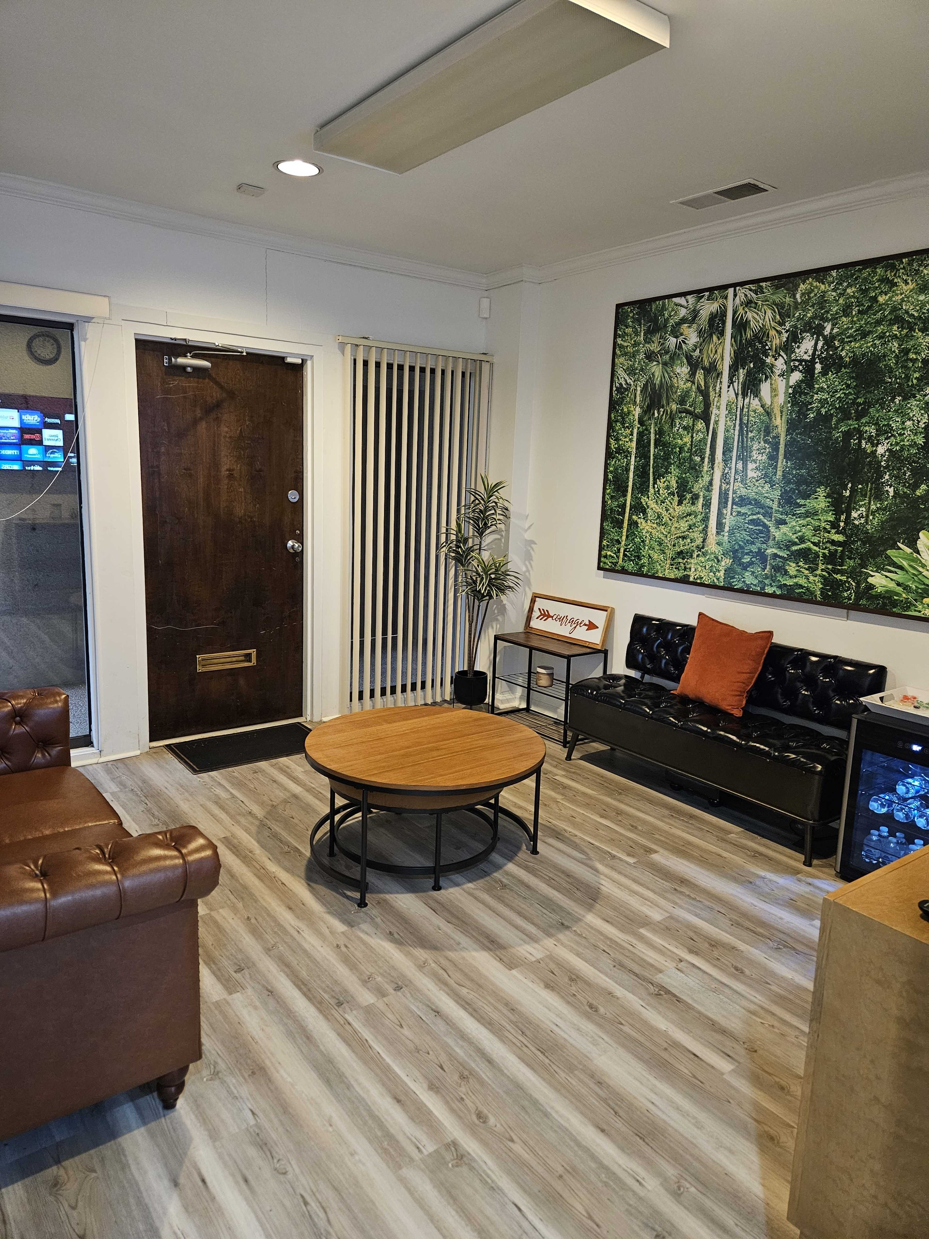 Urban, studio and lounge with an intimate and modern feel. Image in Dentsville, Columbia, SC