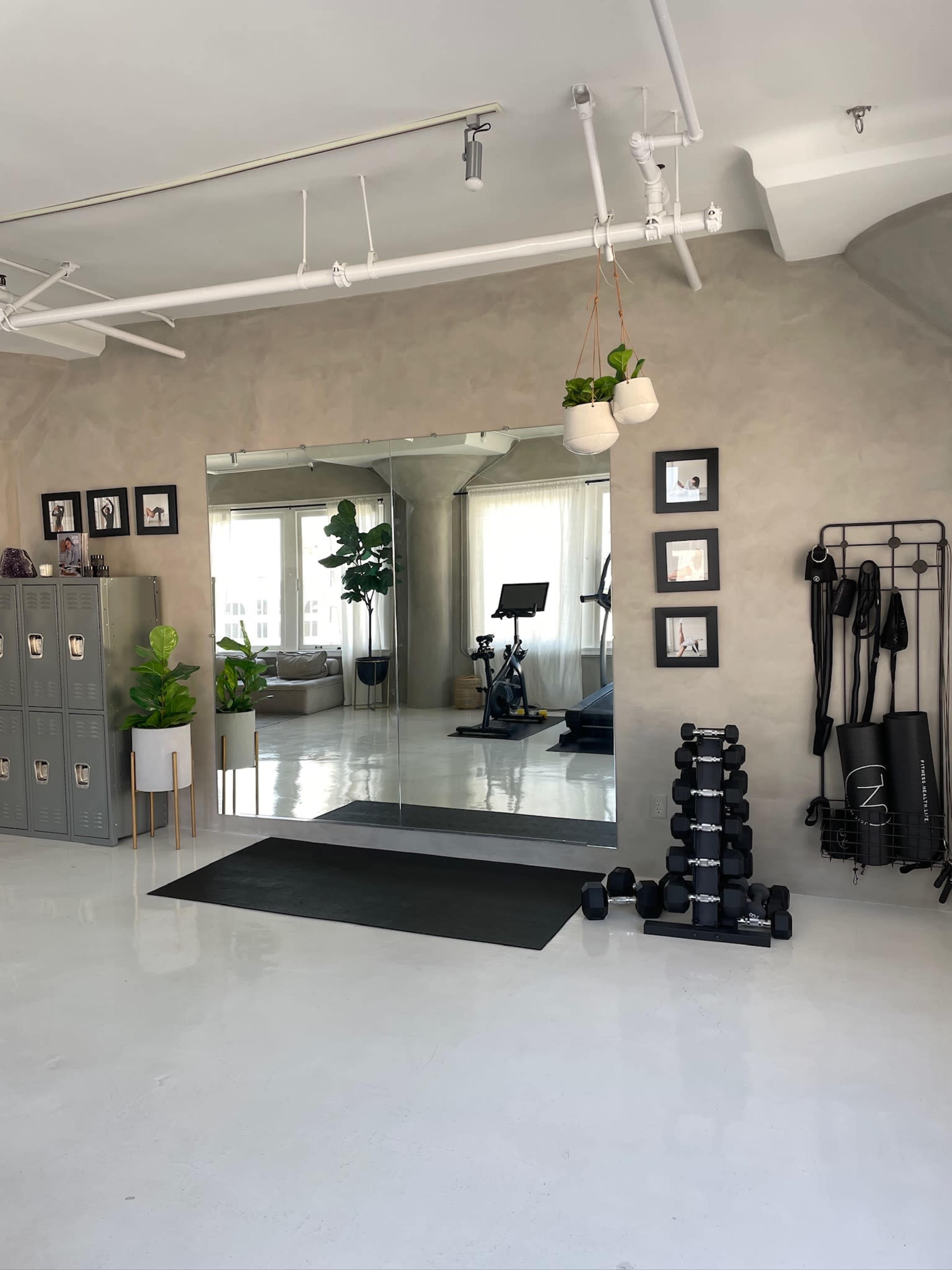 Sun Drenched DTLA Gym w/ Sauna + Photo Studio Image in Central LA, LOS ANGELES, CA