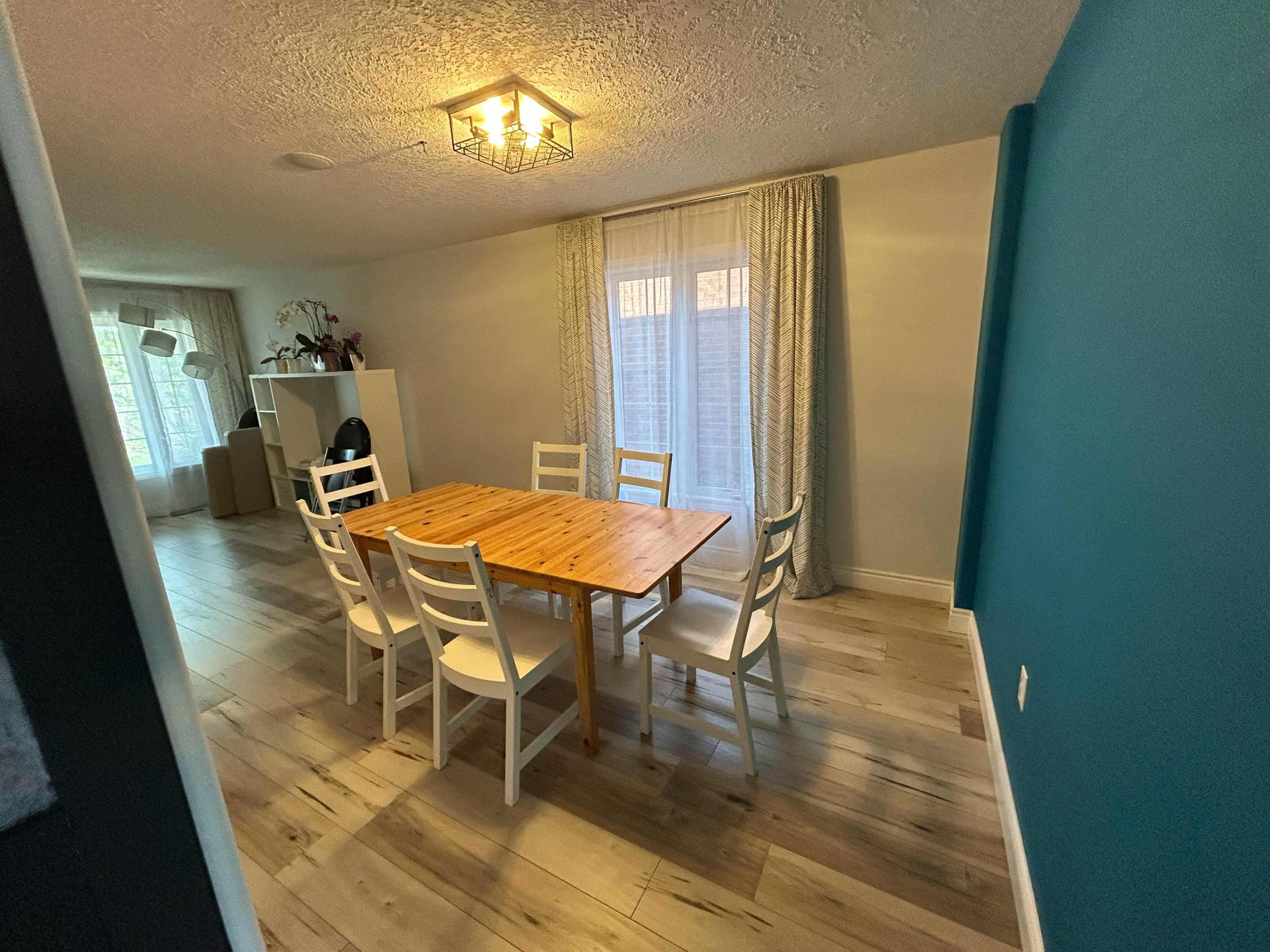 Renovated Spacious Home - Photo/Film Shoot Ready Image in Barrie, Barrie, ON