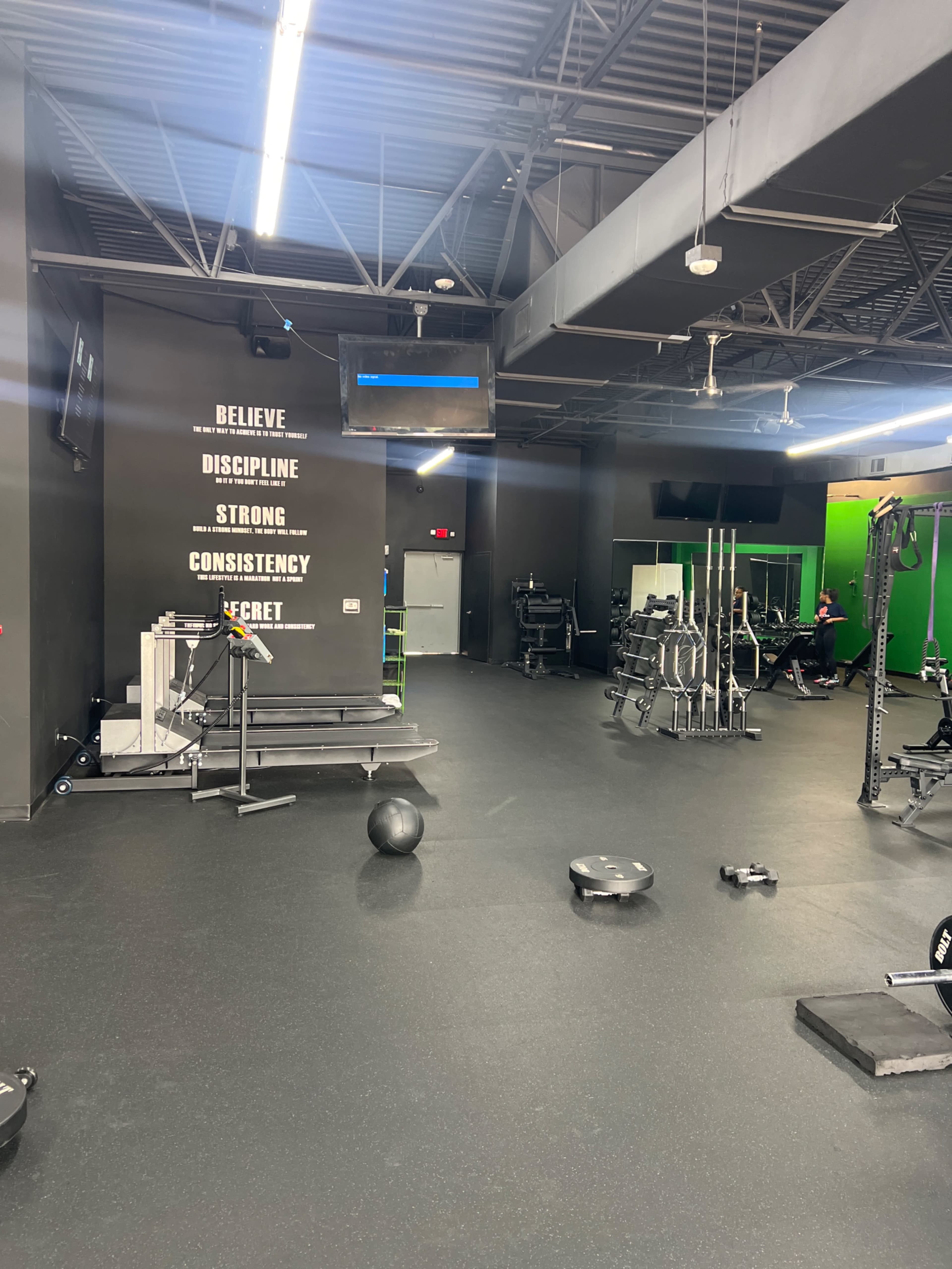 Missouri City Gym w/ Turf, Weights, and Open Floor Plan Image in Missouri City, Missouri City, TX