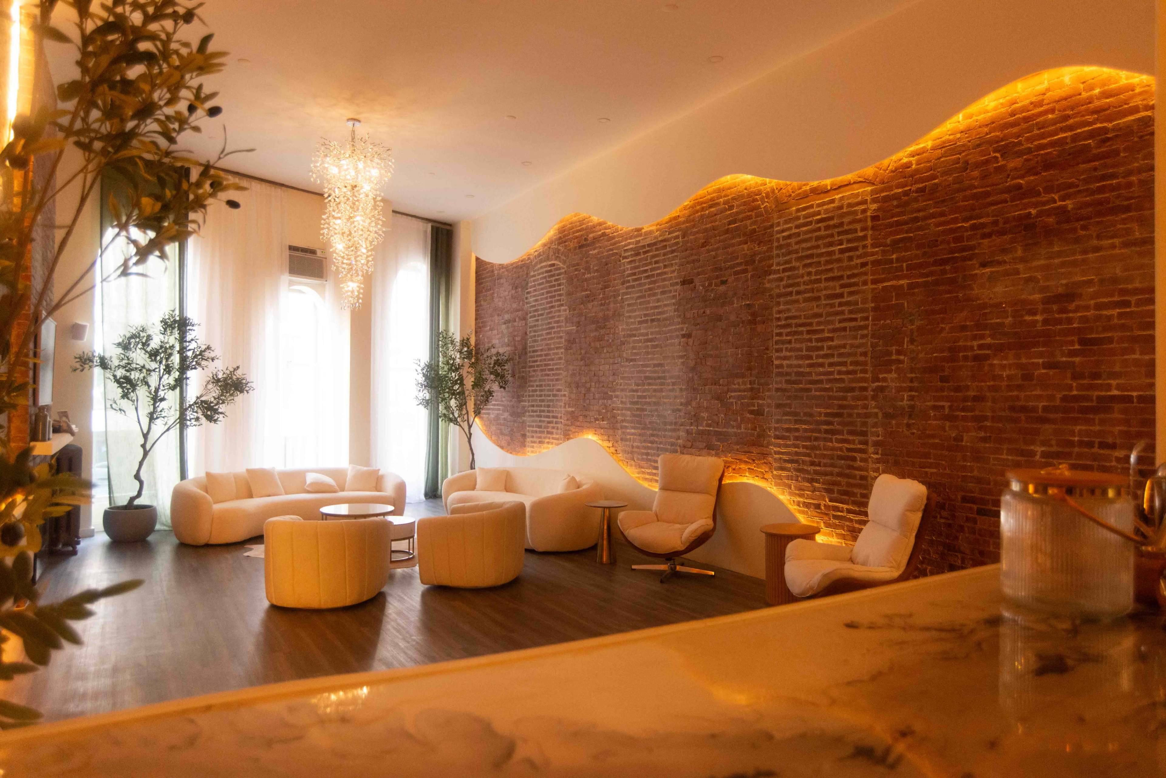 Artistic and Cozy Broadway Venue for your Meetings Image in Midtown Manhattan, New York City, NY