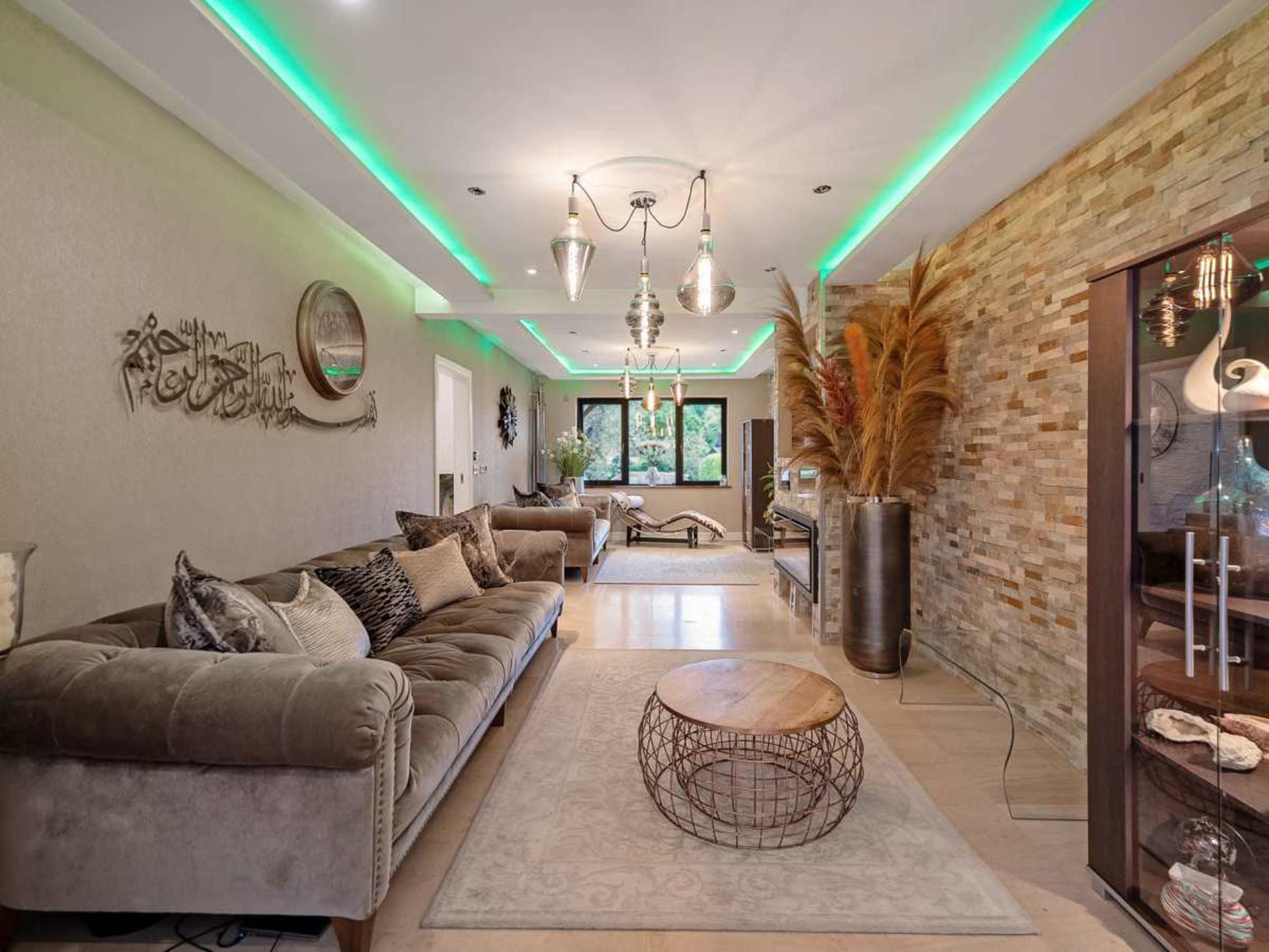 Modern, Unique Residence Image in Nazeing, Nazeing, ENG