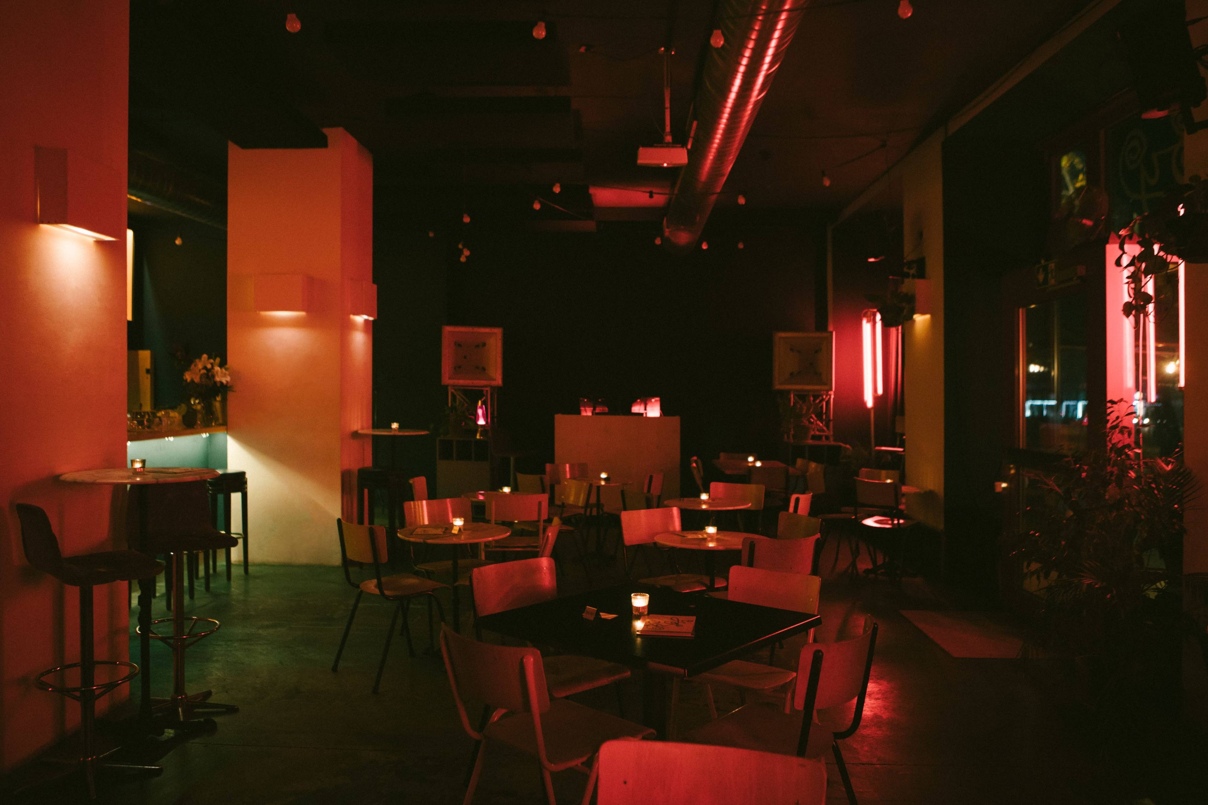 Hochwertige Eventlocation & Bar in der Frankfurter Allee Bild in Friedrichshain, Berlin, 